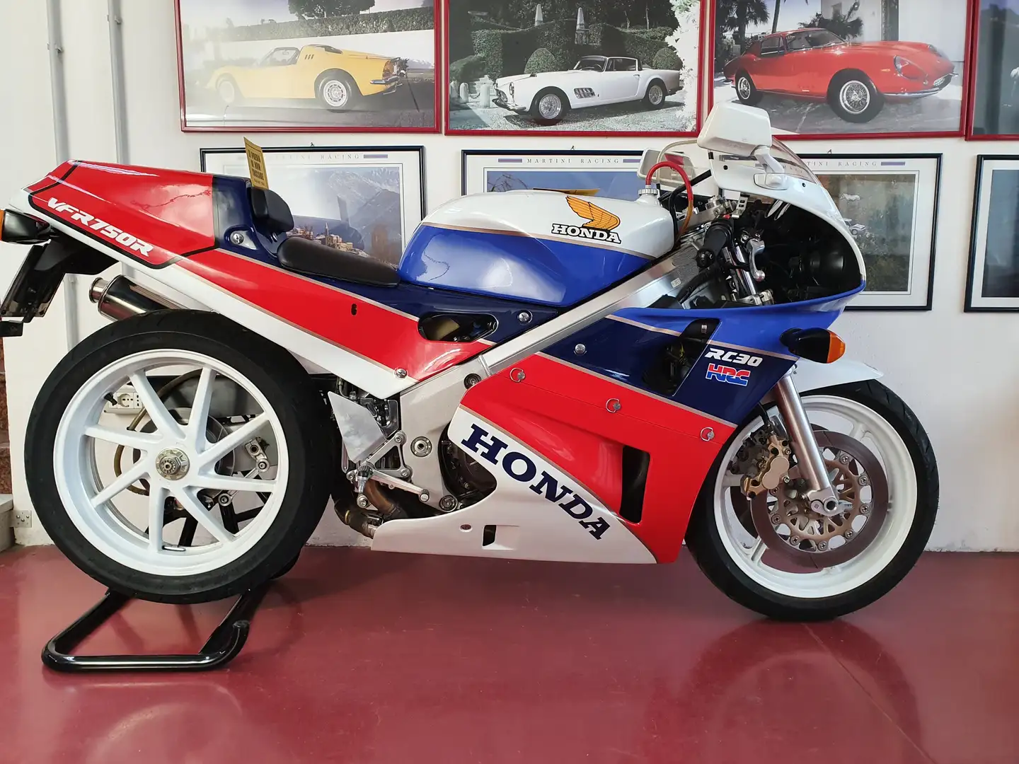 Honda VFR 750 RC 30 - 1