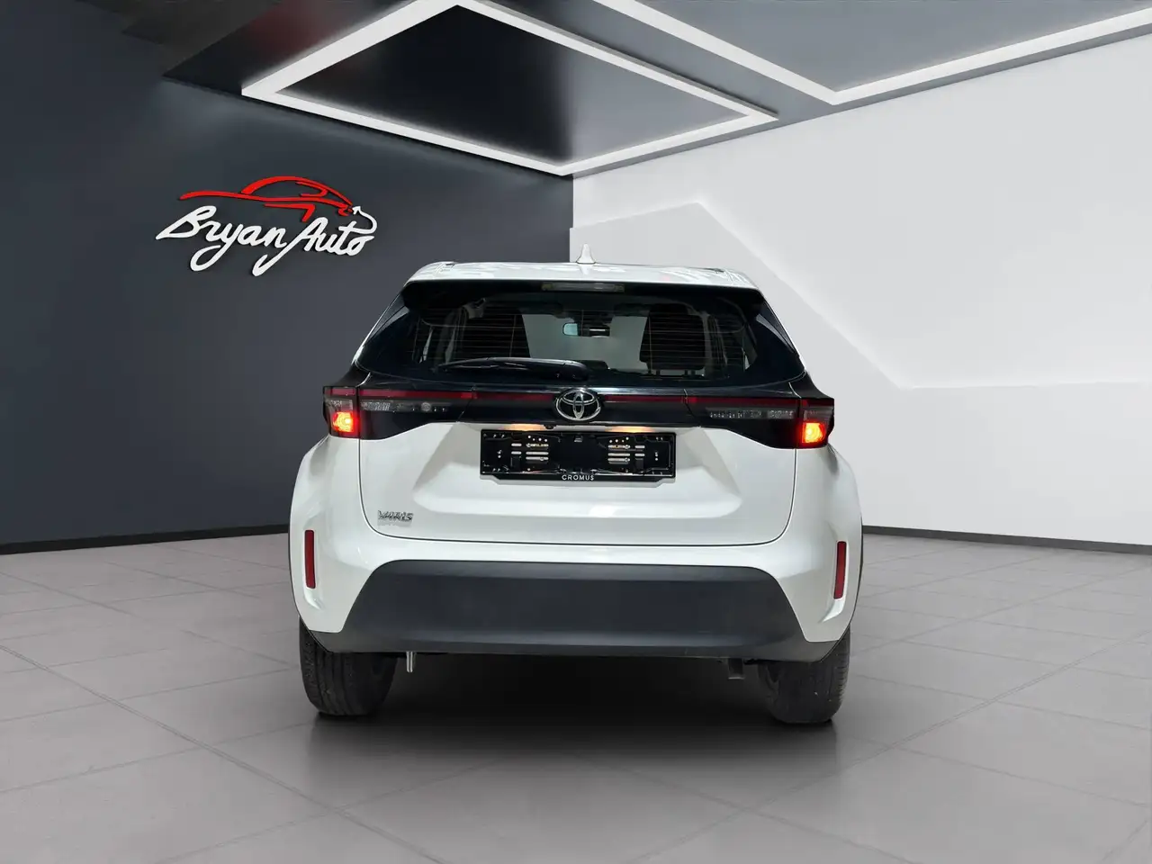 Toyota Yaris Cross 1.5 Active cvt *PROMO FINANZIARIA* IVA ESPOSTA*, миниатюра 4