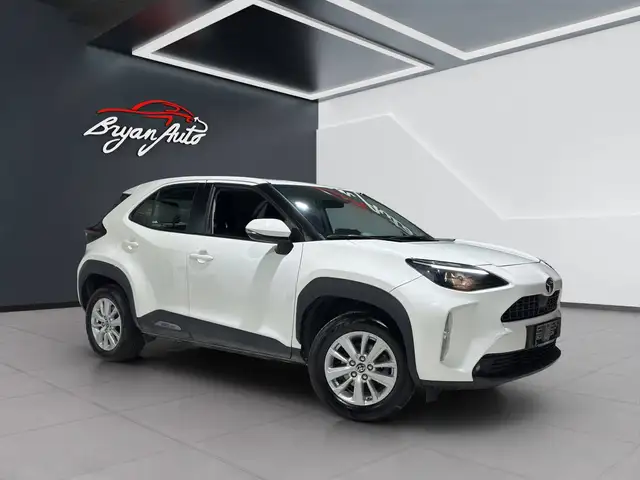 Toyota Yaris Cross view 2