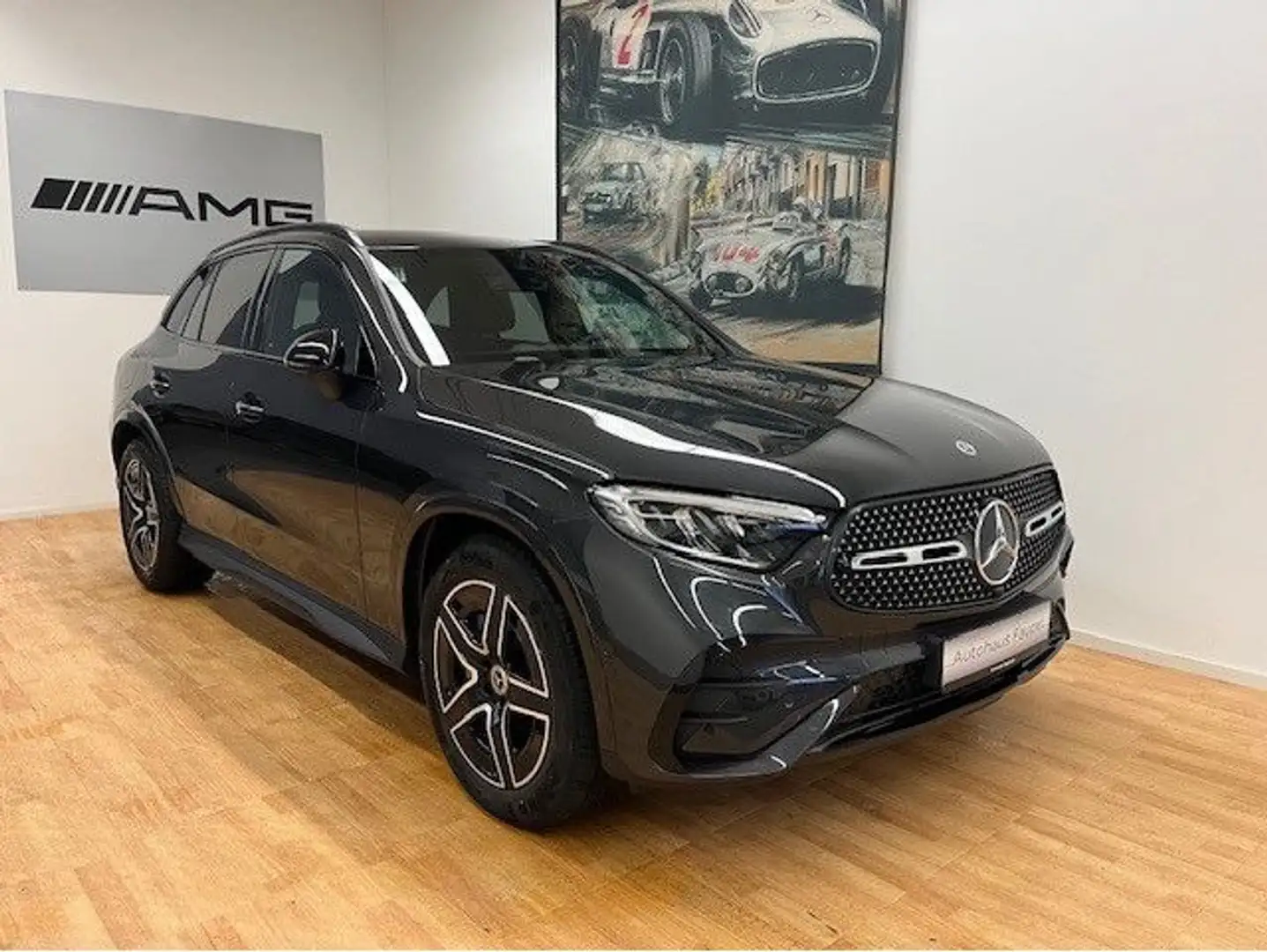 Mercedes-Benz GLC 300 d 4Matic AMG-Line AHK Night-Paket Grau - 1