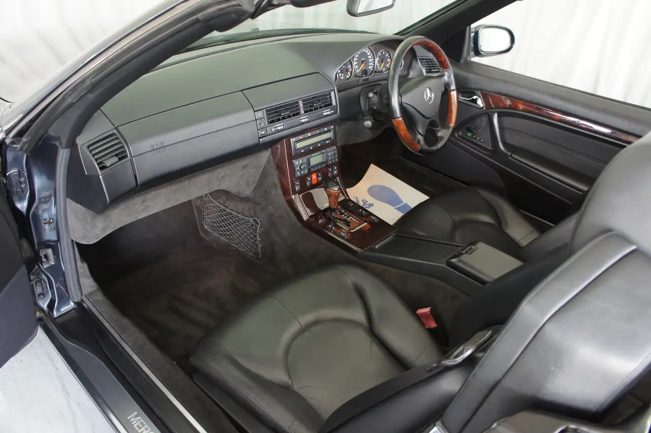 Mercedes-Benz SL 320 RHD #83-2, foto 12