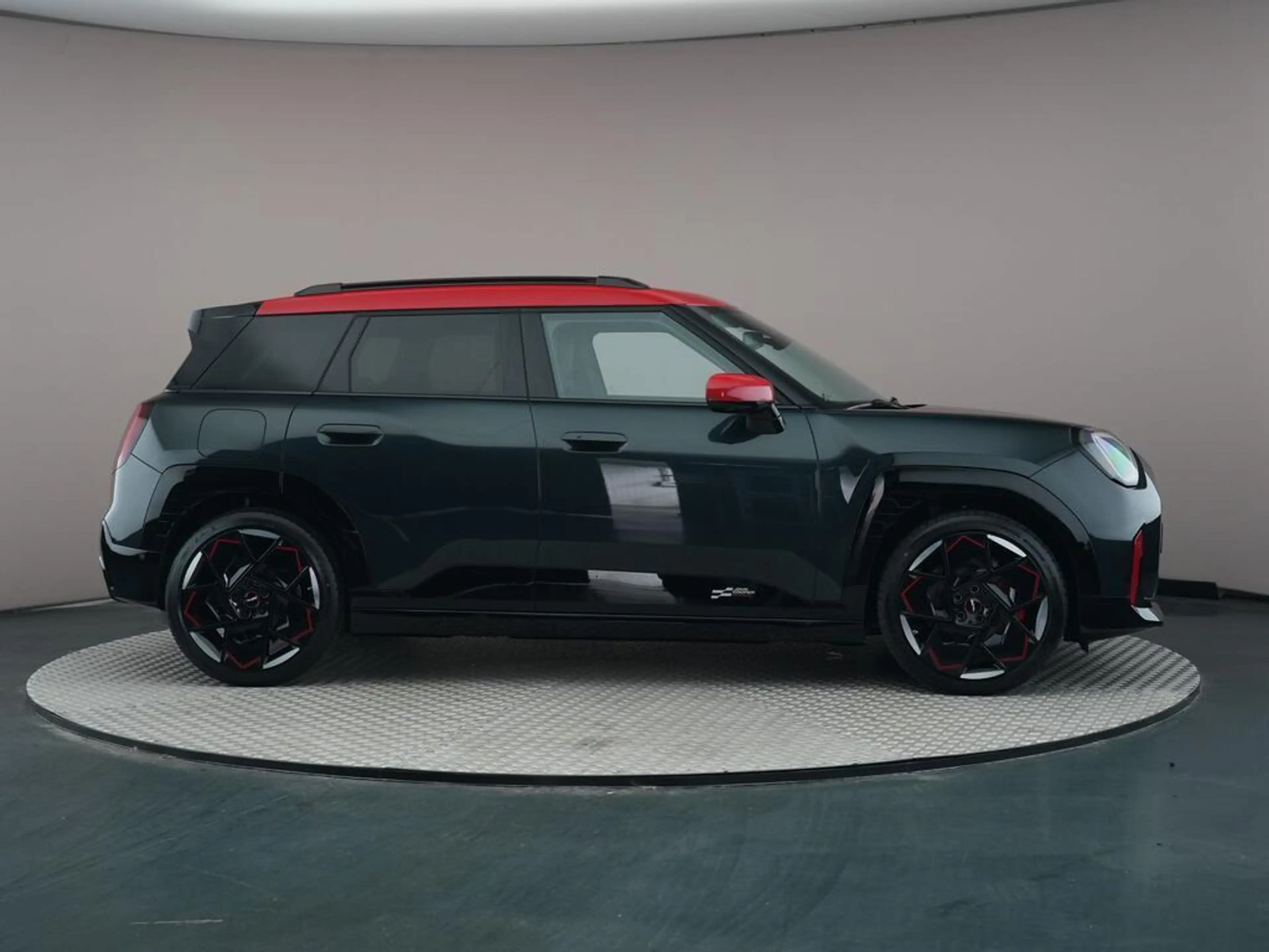 MINI Aceman E JCW John Cooper Works XL 54.2 kWh — photo 8