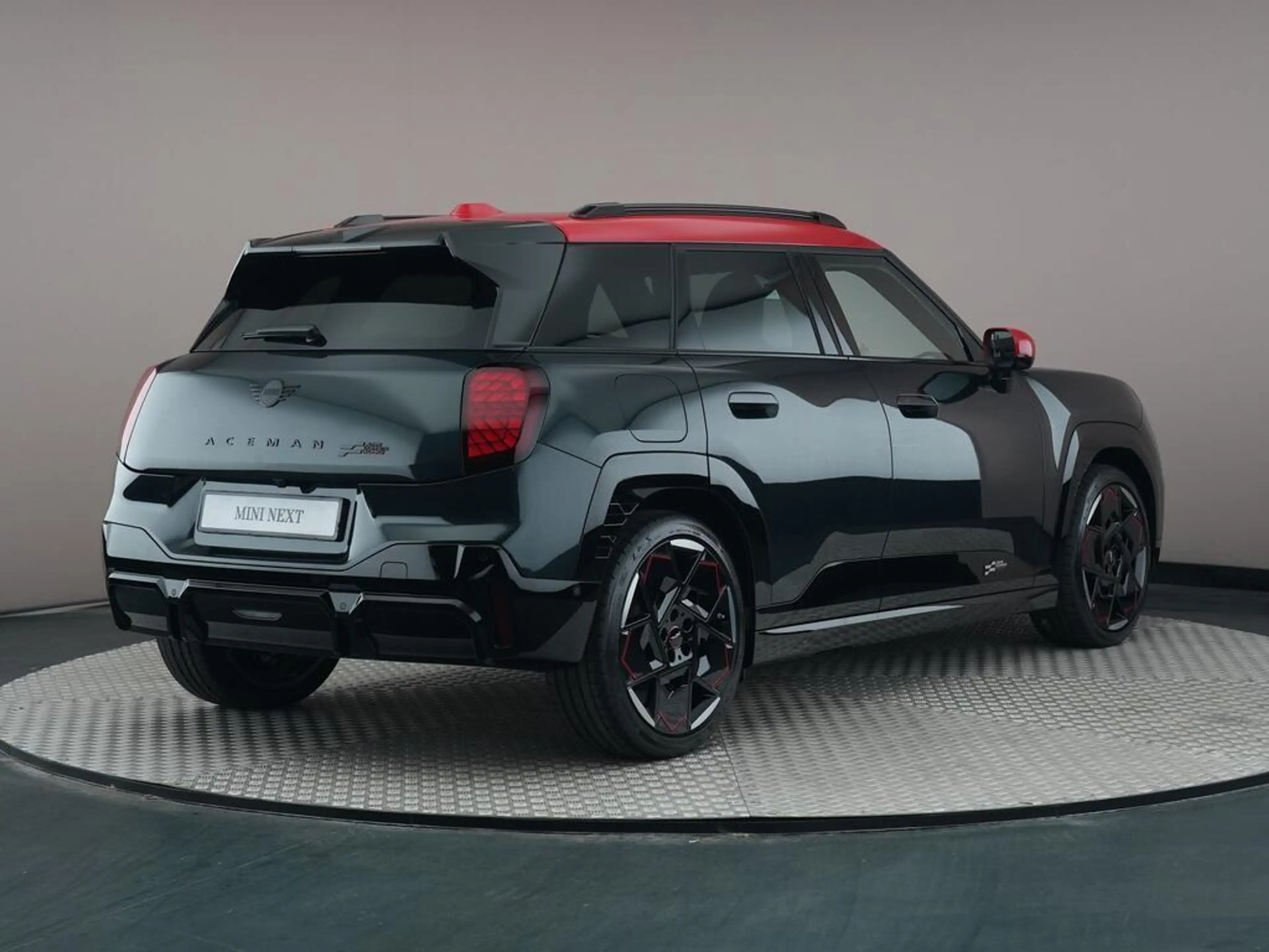 MINI Aceman E JCW John Cooper Works XL 54.2 kWh — photo 11