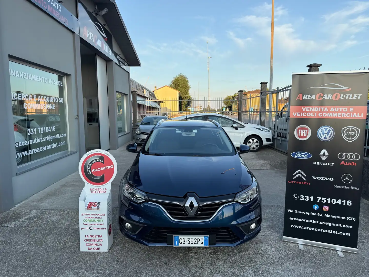 Renault Megane Sporter 1.5 blue dci Business 115cv*AUTOCARRO N1 Blau - 2