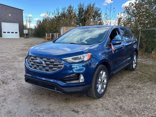 2024 Ford Edge Titanium AWD Leather, Moonroof, Rear Camera, Heated Seats