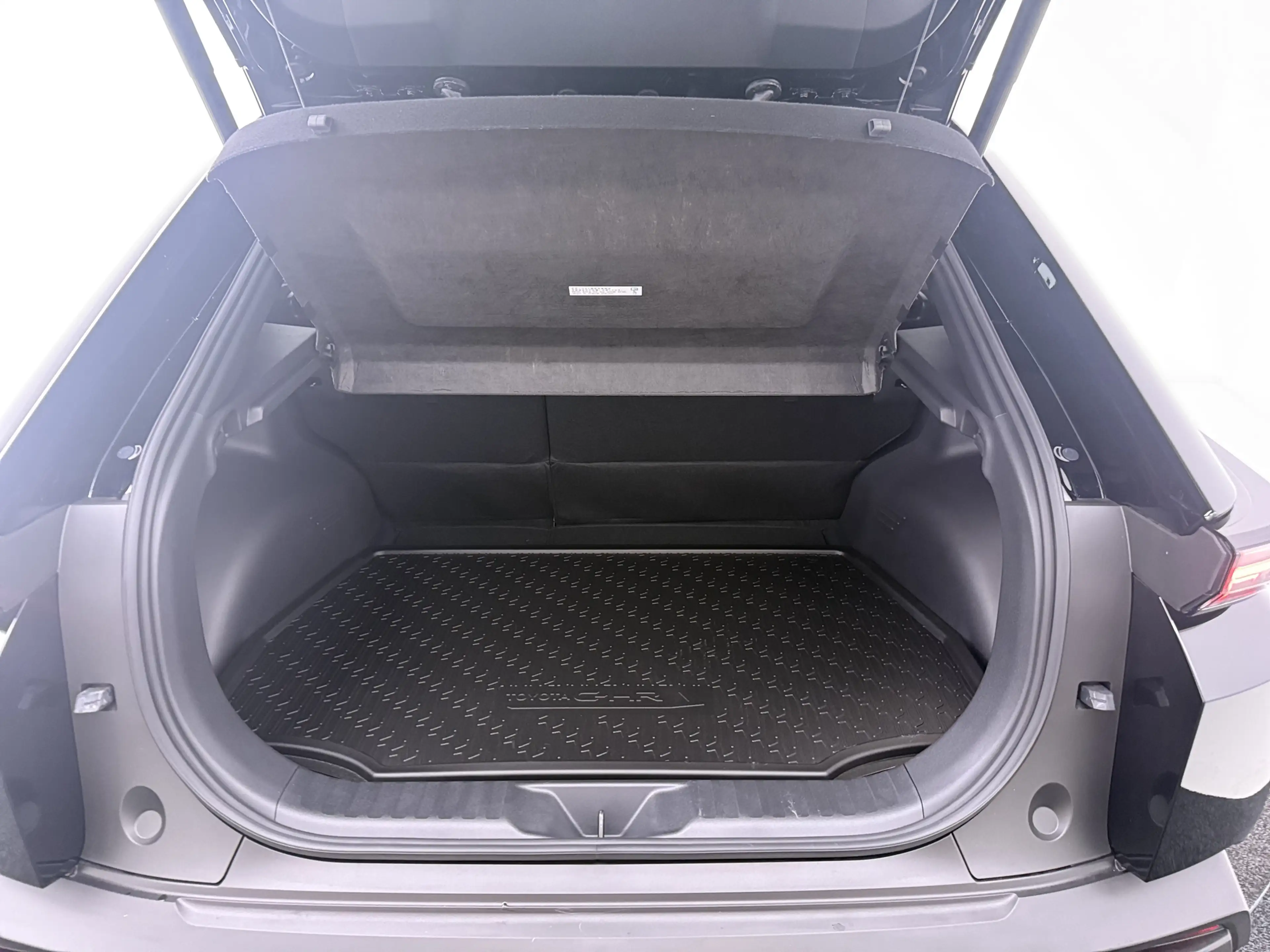 Toyota C-HR+ First Edition 77 kWh *EV Deal* Navigatie | PDC | — photo 14
