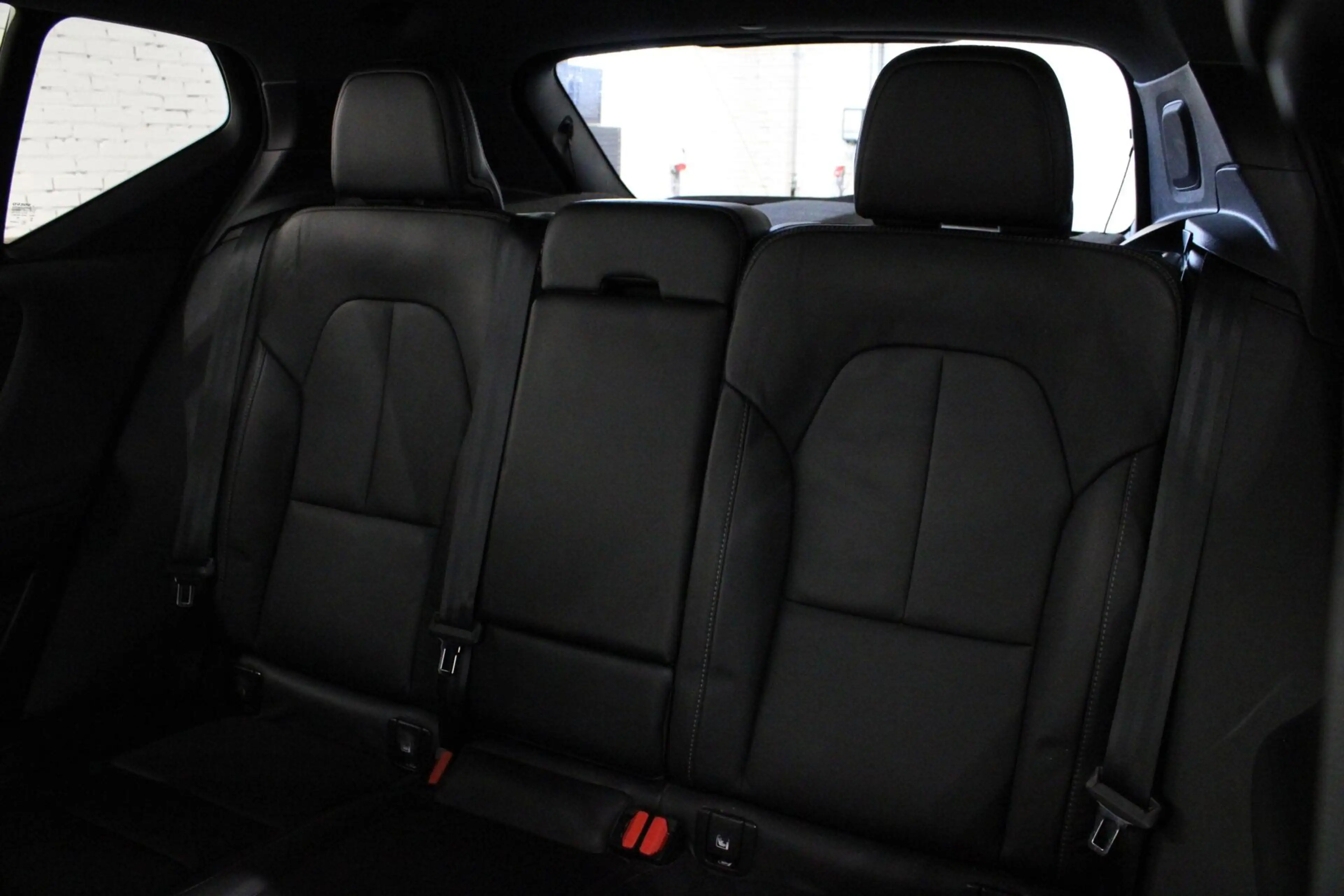Volvo XC40 1.5 T5 Recharge | R Design | H/K | PANO | 360CAM — photo 24