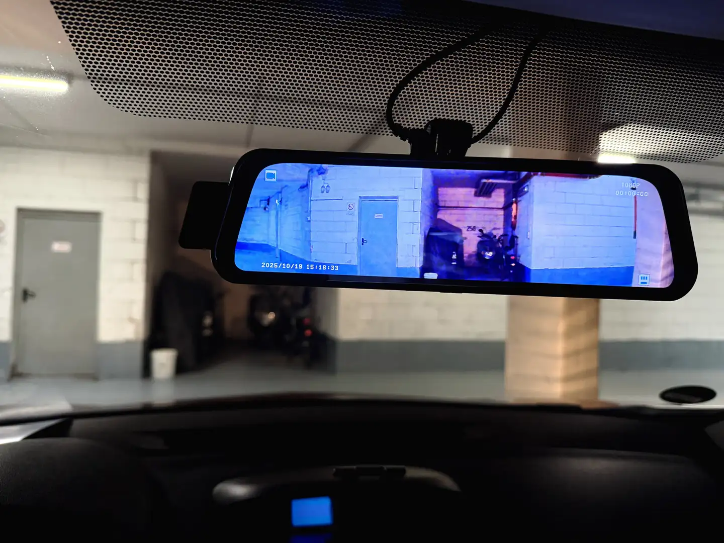 Renault Megane Megane Grandtour 1.6 16V 100 TomTom Edition Rot - 2