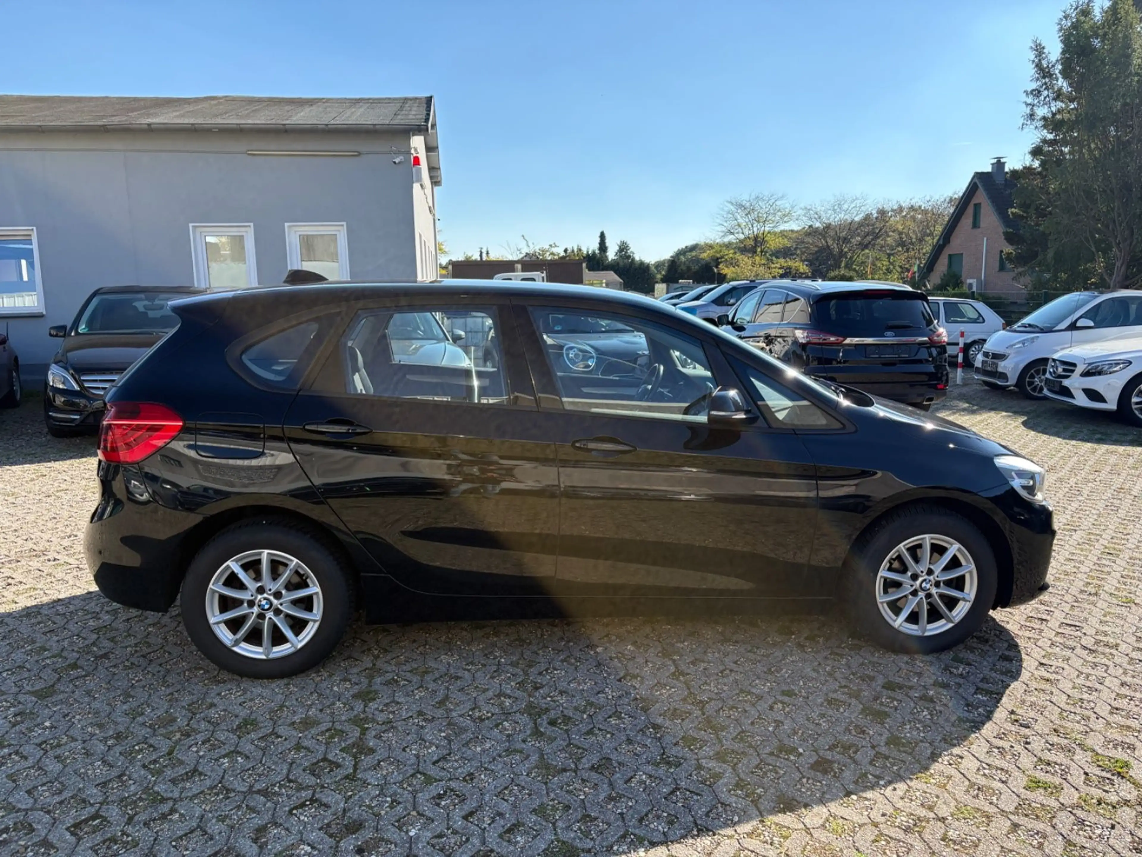 BMW 214 214 d Active Tourer KLIMA SHZ NAVI PDC ALU — photo 9