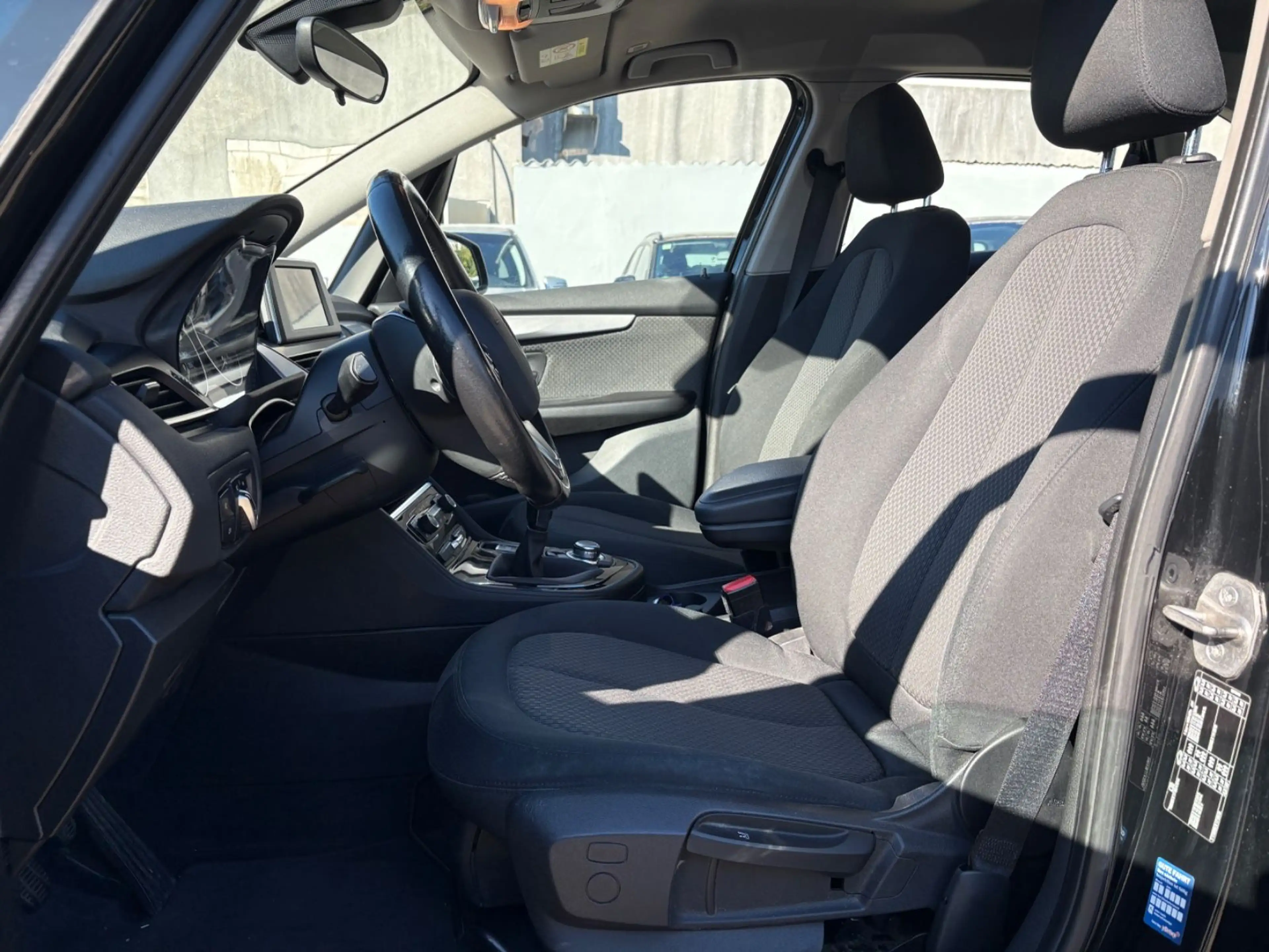 BMW 214 214 d Active Tourer KLIMA SHZ NAVI PDC ALU — photo 10