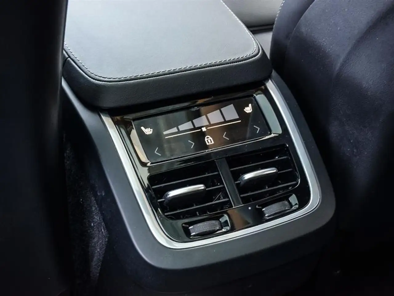 Volvo XC90 снимка Volvo XC90