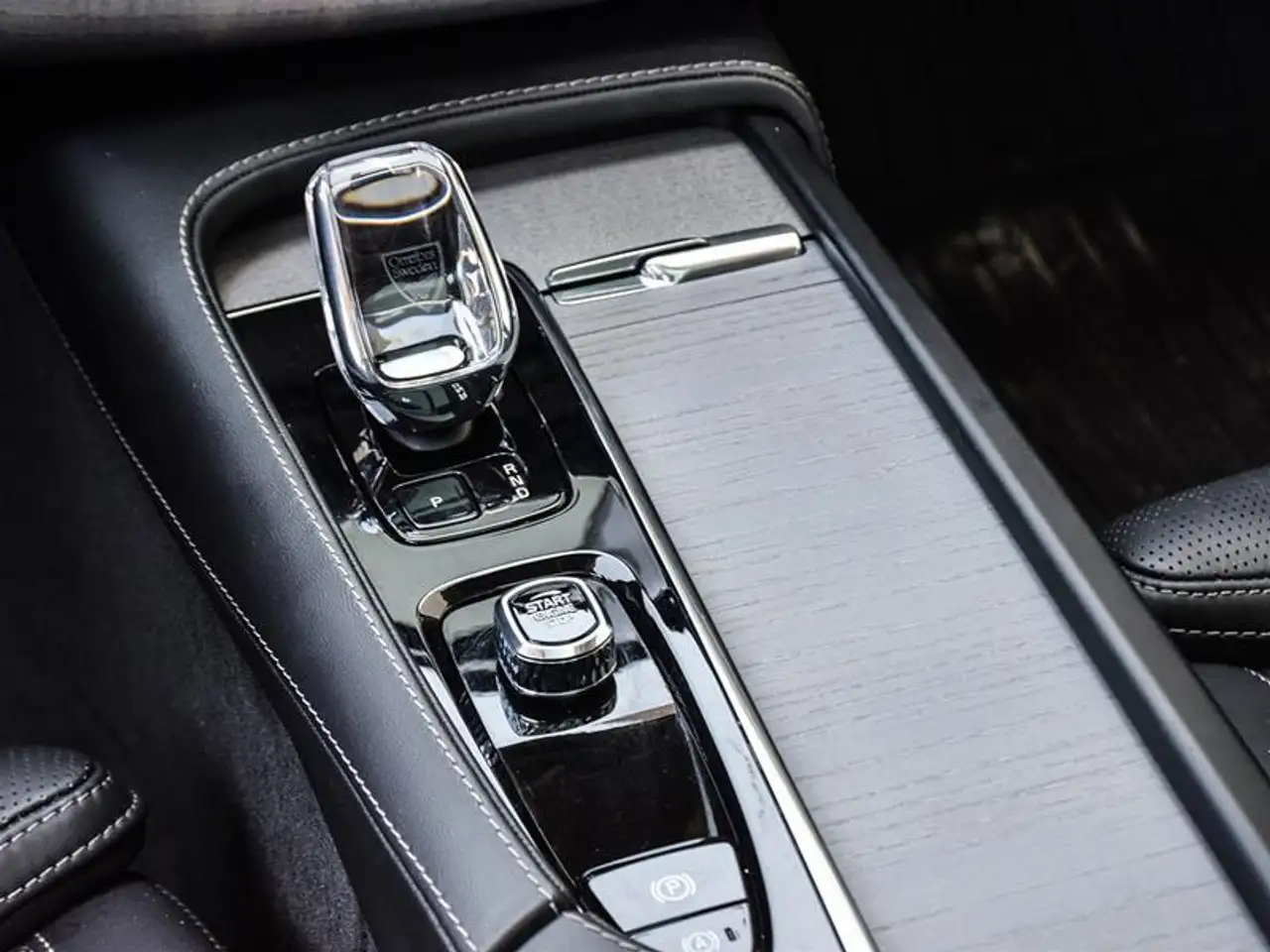 Volvo XC90 снимка Volvo XC90
