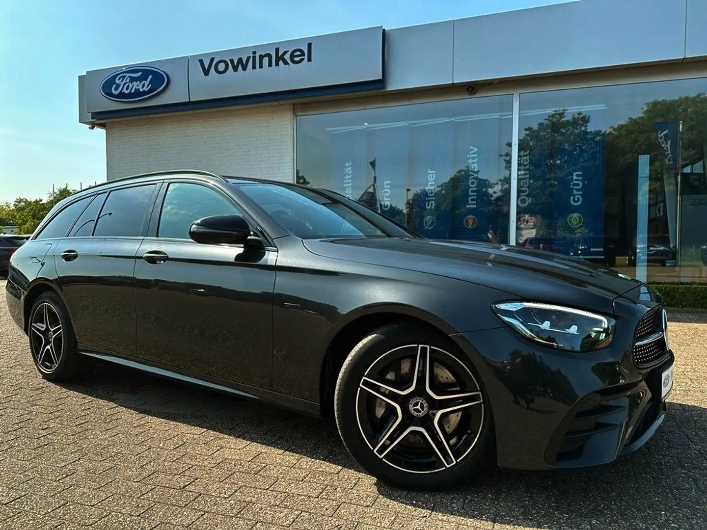 Mercedes-Benz E 300 de T AMG-Line BLIS+ACC+RFK+elekHeckkl+WR Gris - 1