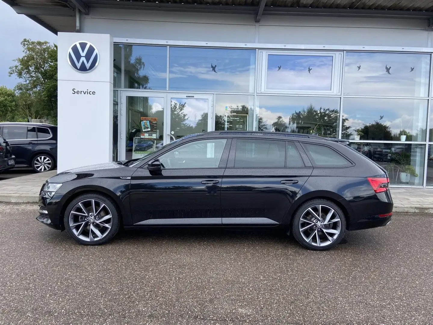 Skoda Superb Combi iV 1.4 TSI DSG Sportline 19"+NAVI-C Schwarz - 2