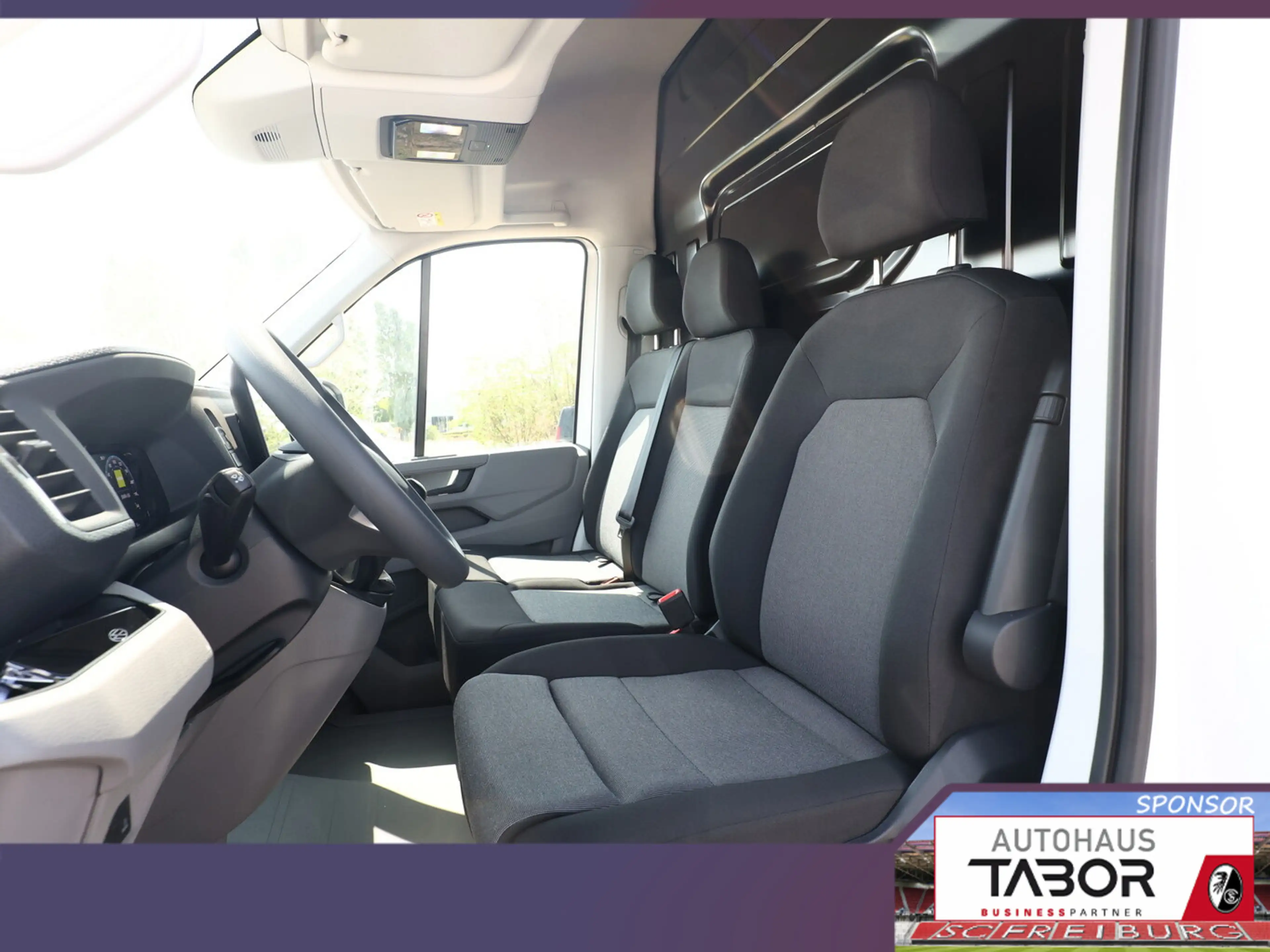 Volkswagen Crafter 35 L4H3 3S Temp AppCo 2xPDC UVP-47%* — photo 6