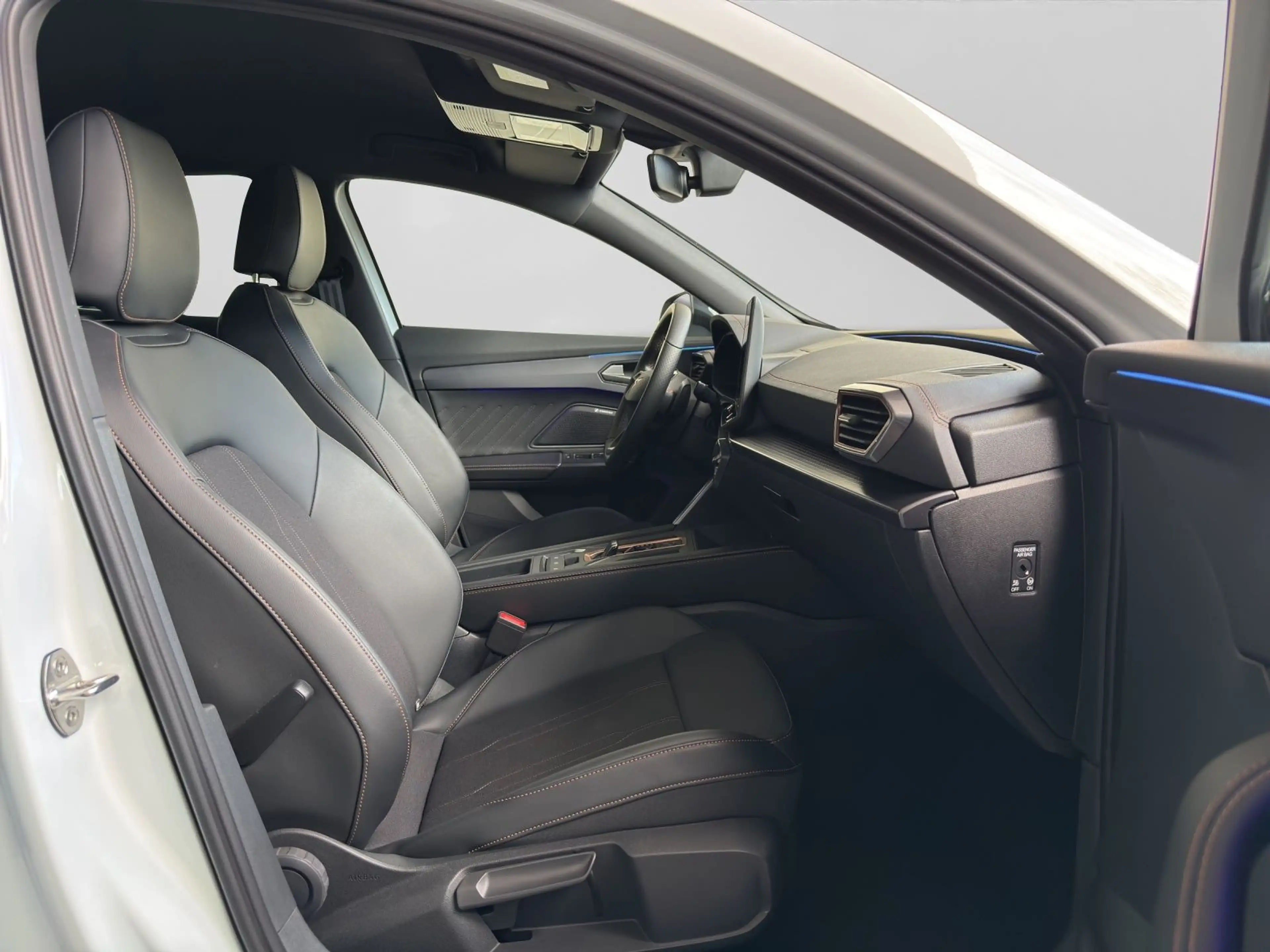 CUPRA Formentor 2.0 TDI DSG NAVI ACC SH PDC+ GJR — photo 4