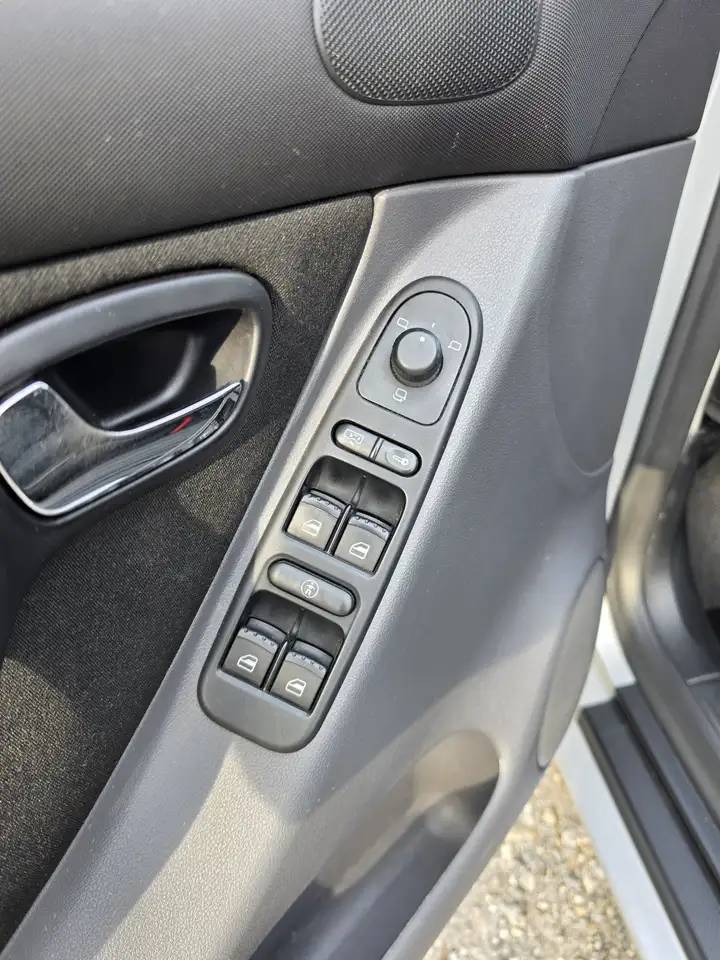 SEAT Leon 1,9 Top Sport TDI, foto 6