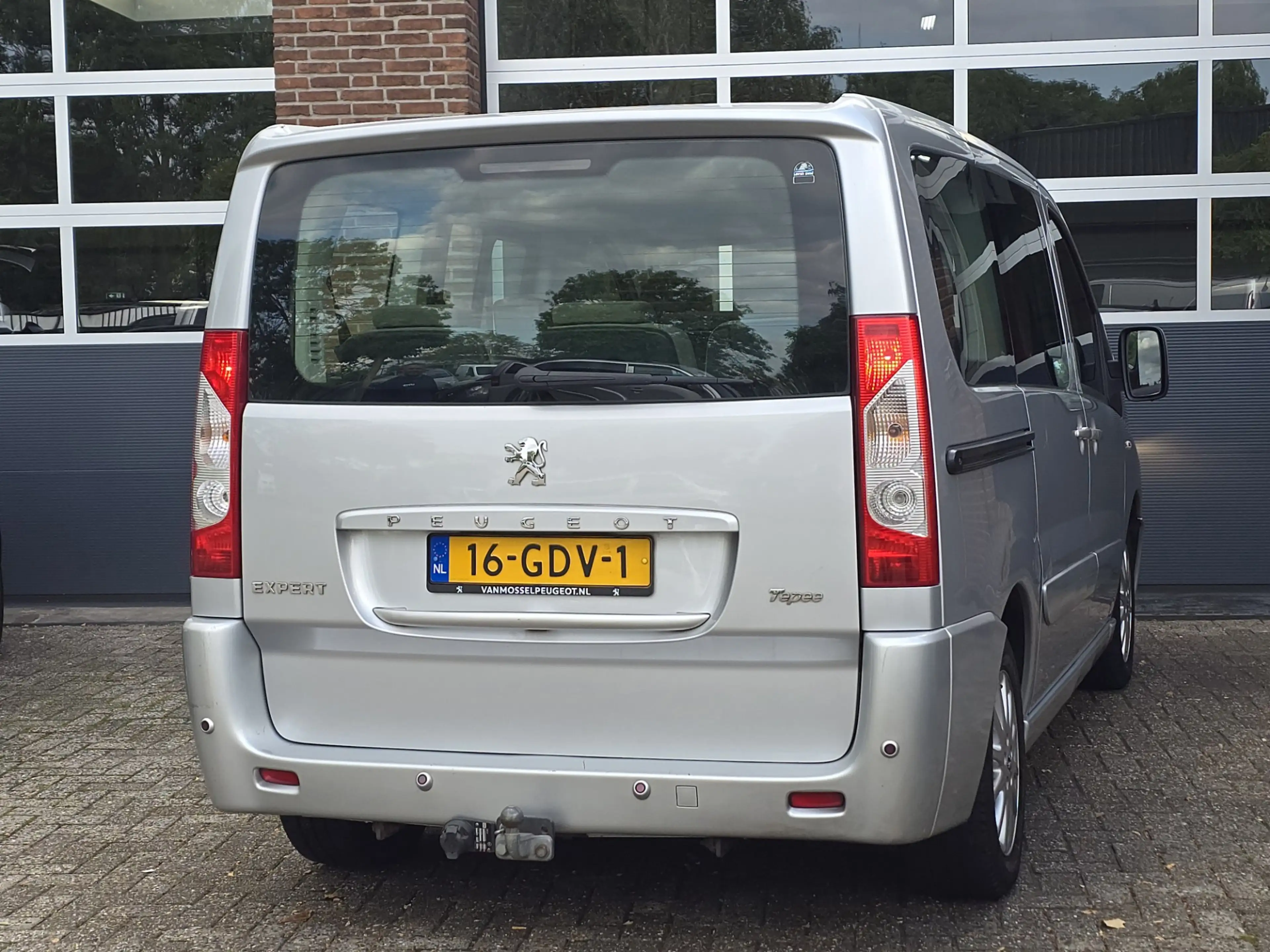 Peugeot Expert Tepee 2.0 HDI XT L1 8p |Nap |Clima |Cruise |Trekha — photo 13