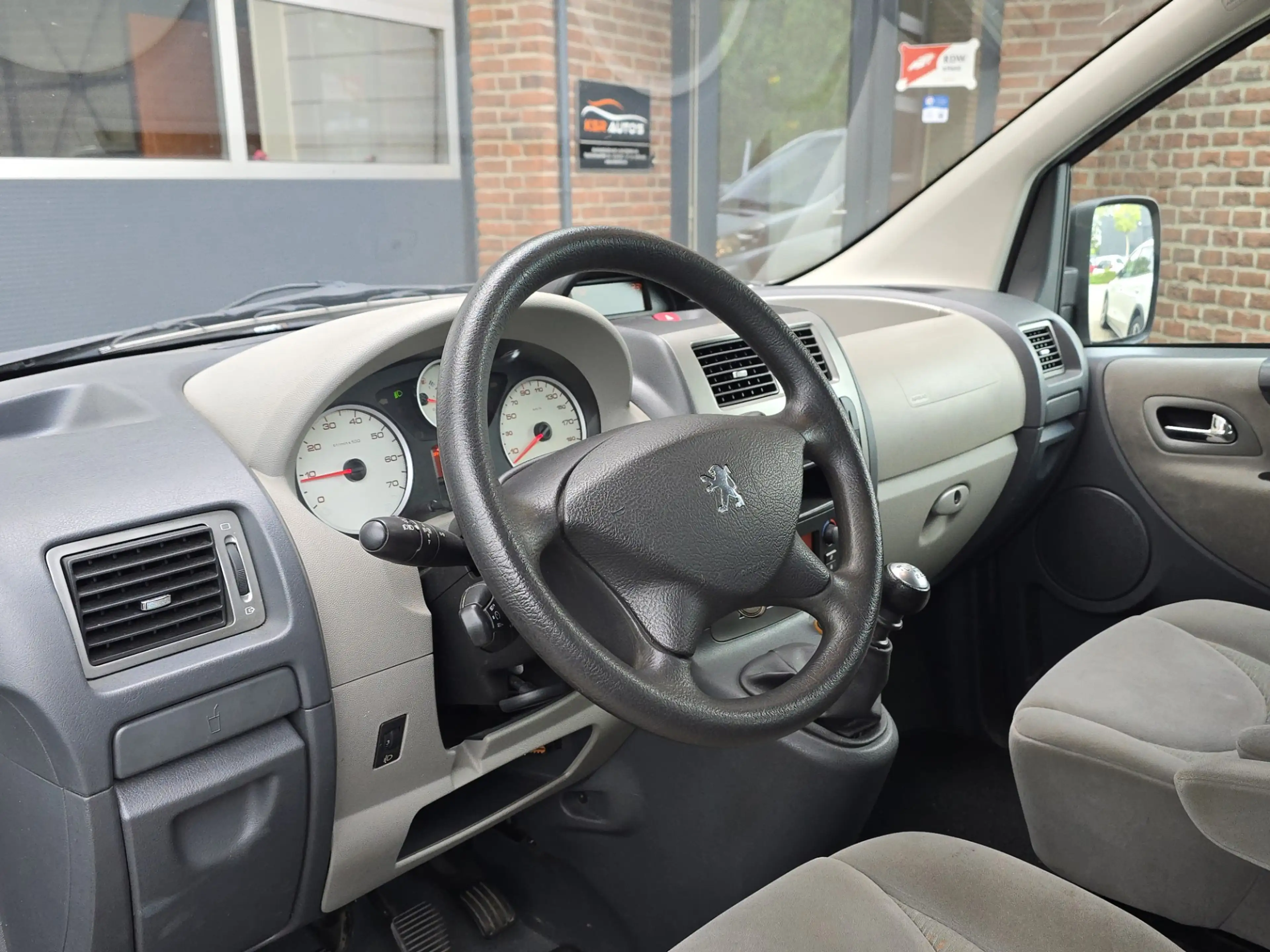Peugeot Expert Tepee 2.0 HDI XT L1 8p |Nap |Clima |Cruise |Trekha — photo 21