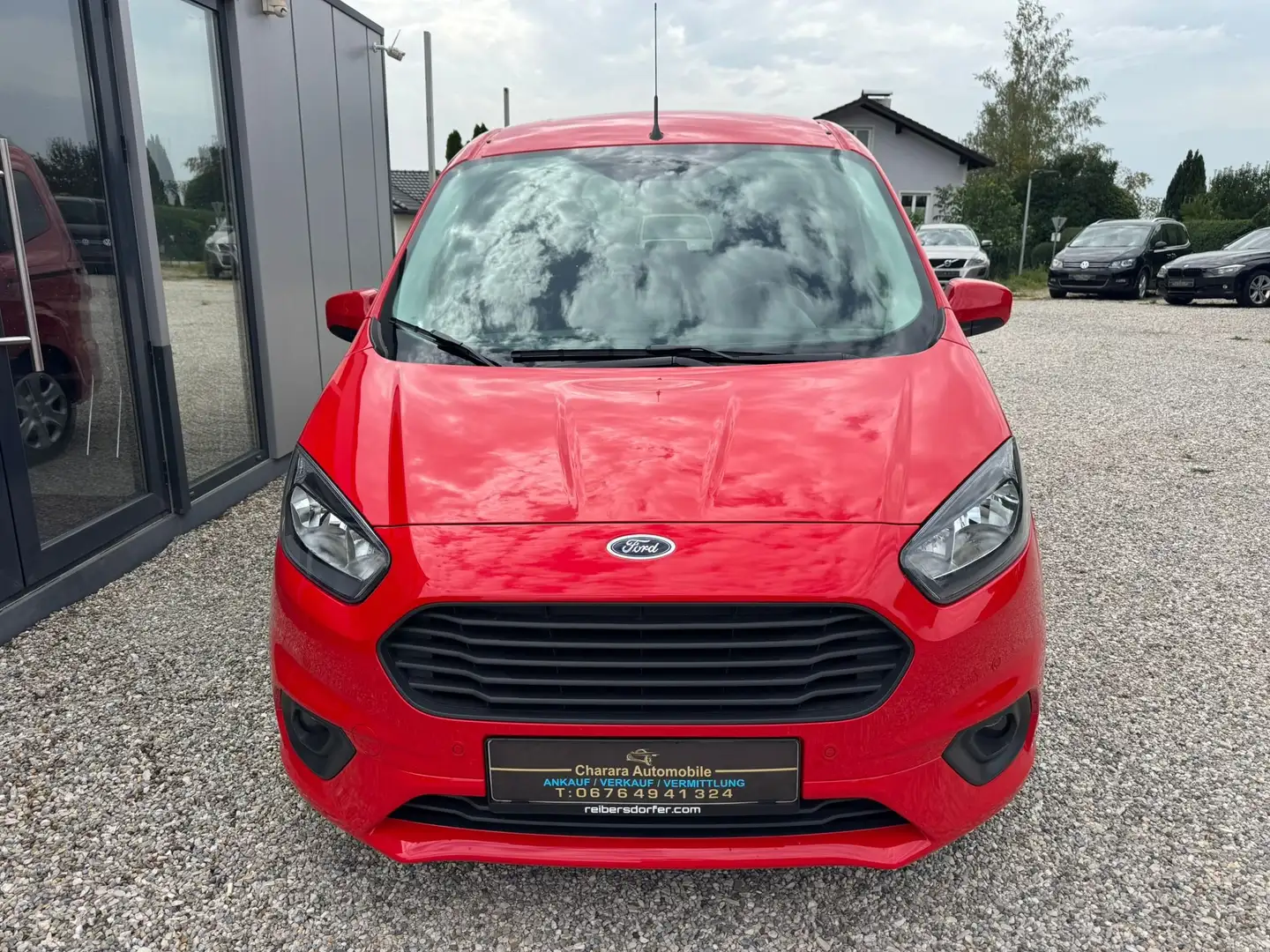 Ford Tourneo Courier Trend Diesel TOP Zustand Rot - 2