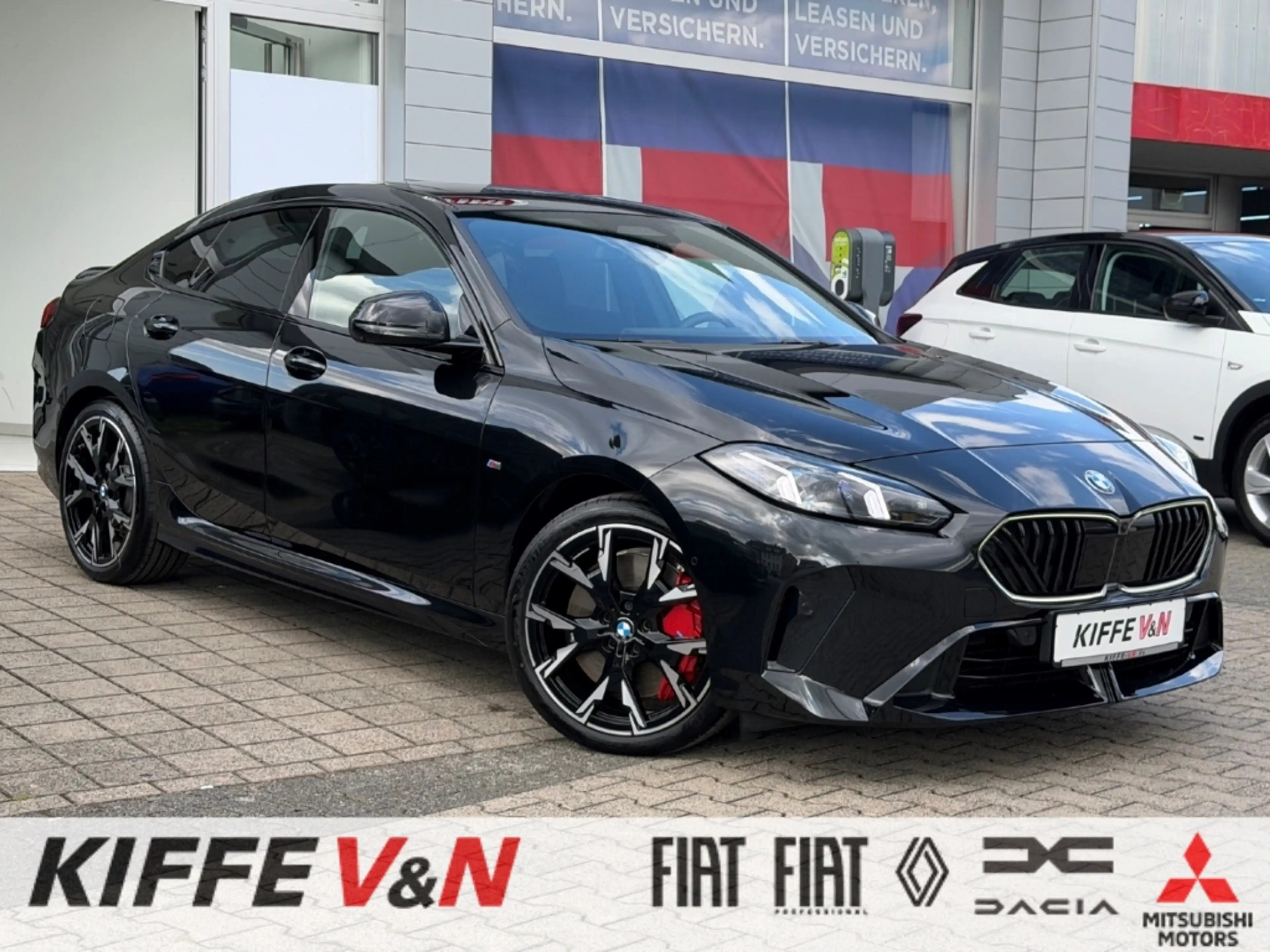 BMW 220 Gran Coupe M SPORT PANO ICONIC 360° HUD H/K