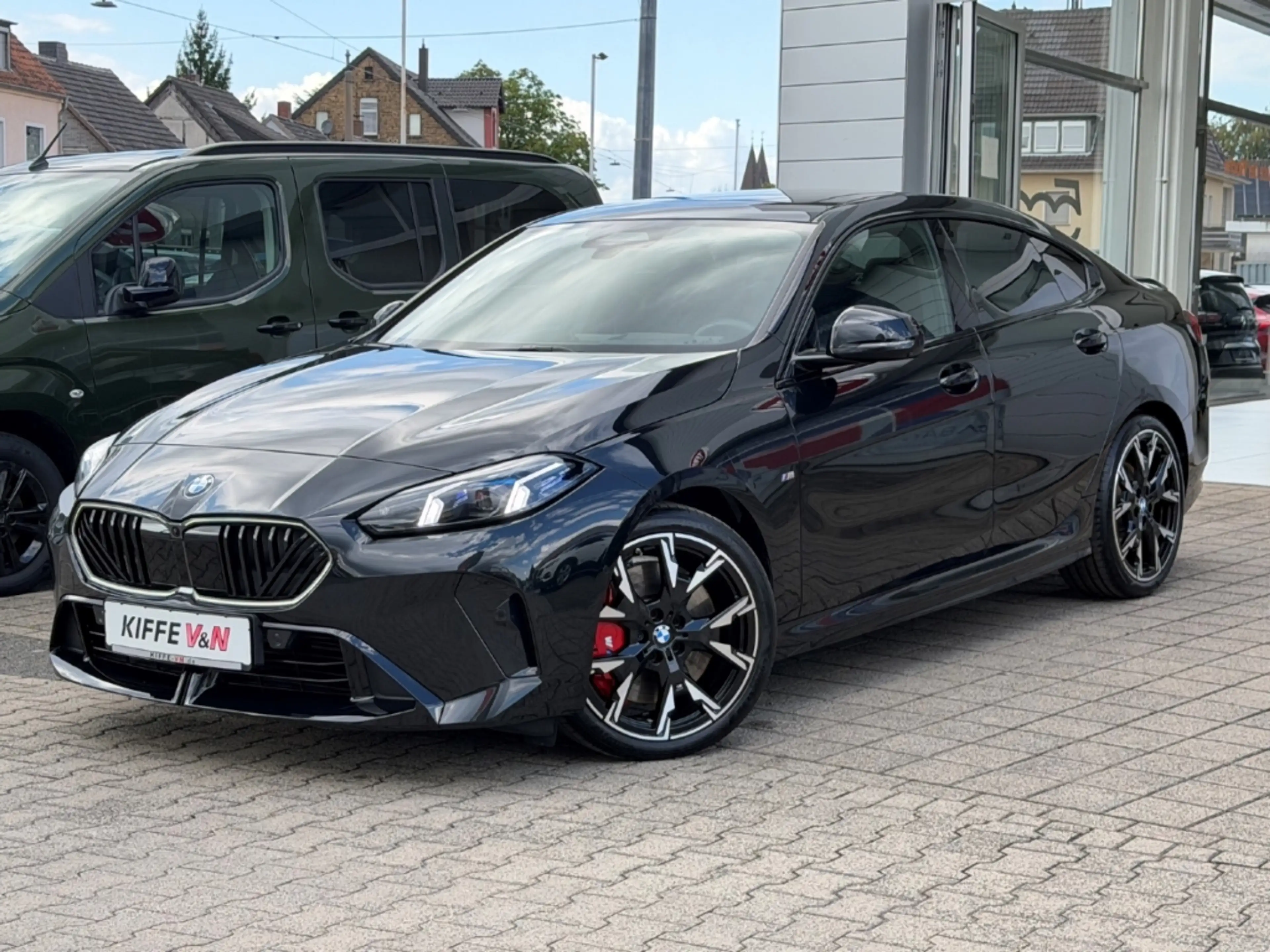 BMW 220 Gran Coupe M SPORT PANO ICONIC 360° HUD H/K — photo 3