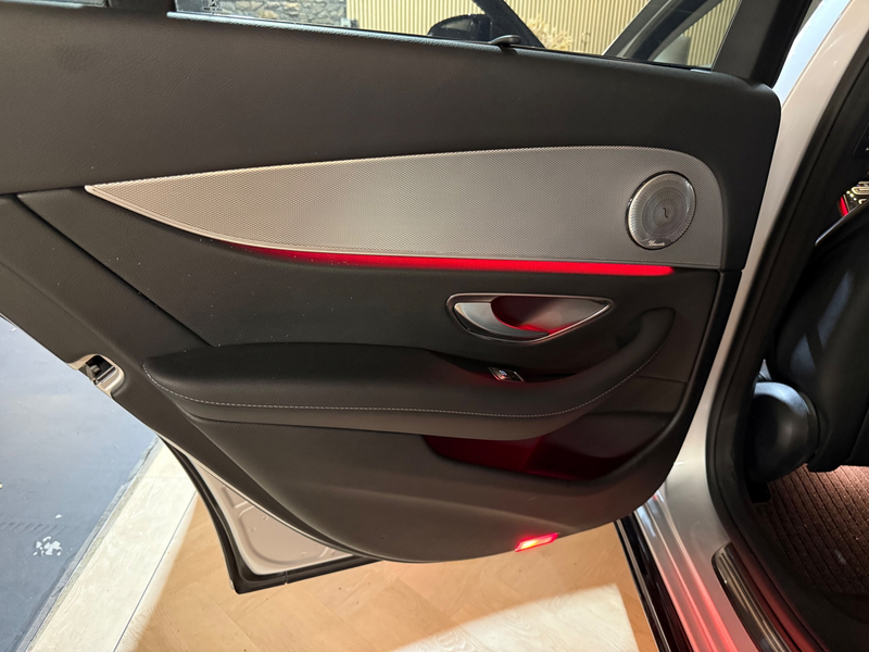 Mercedes-Benz E 400 4Matic Full-Option | Pano | carplay — photo 12