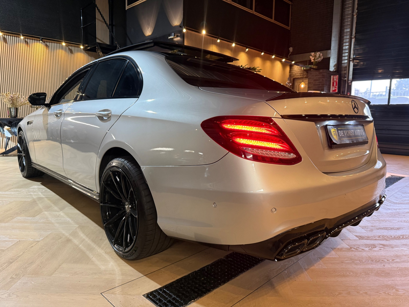 Mercedes-Benz E 400 4Matic Full-Option | Pano | carplay — photo 5