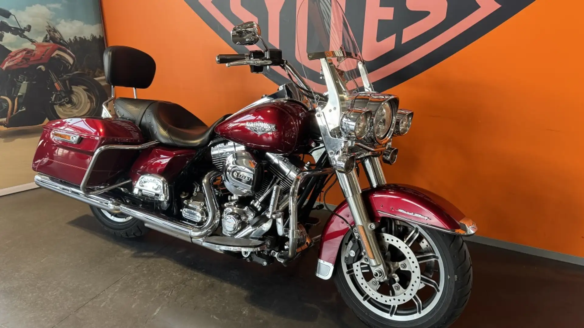 Harley-Davidson Road King Tour Rood - 2