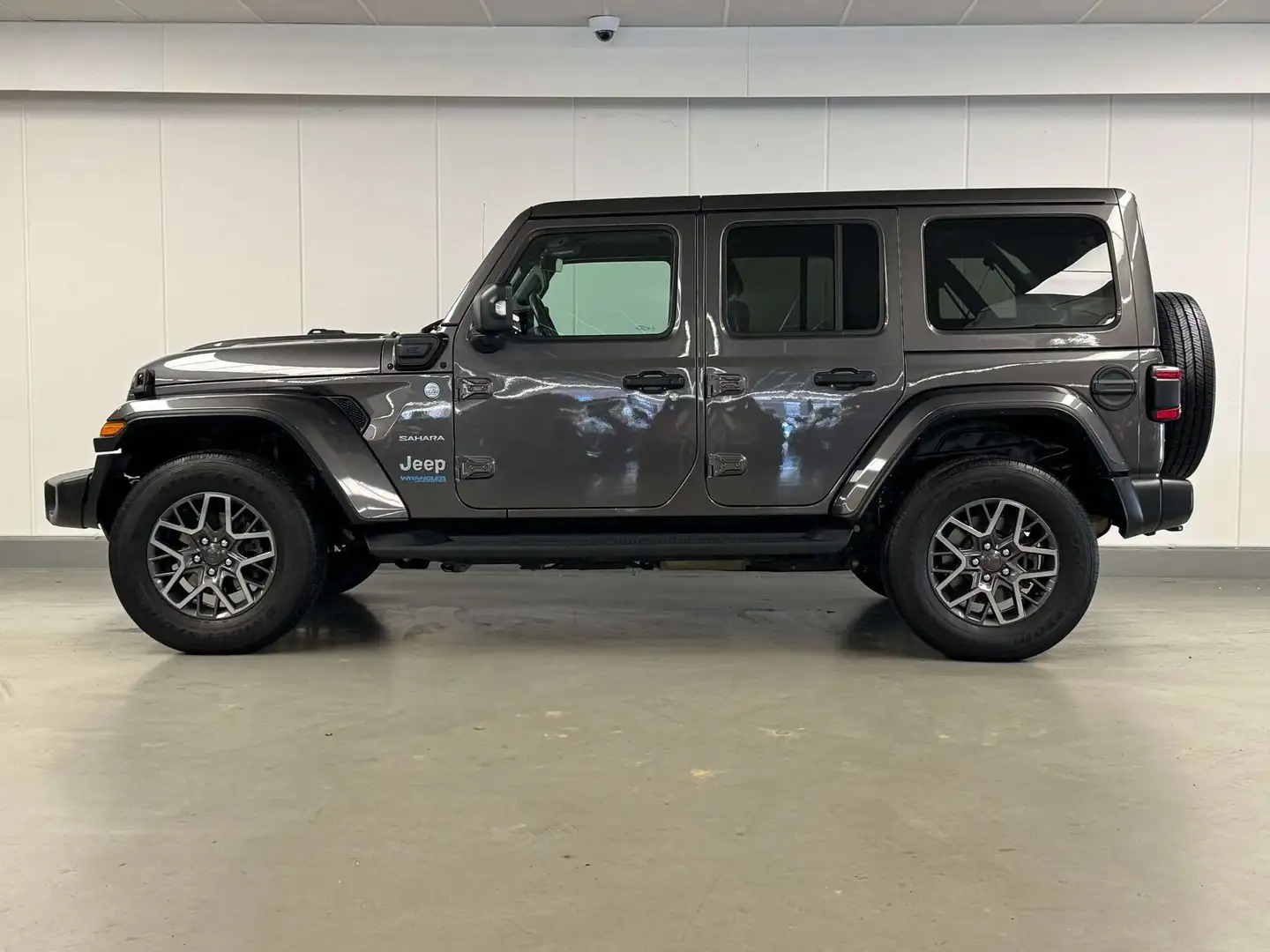 Jeep Wrangler 2.0 PHEV SAHARA  UTILITAIRE  FULL OPTIONS Gris - 2