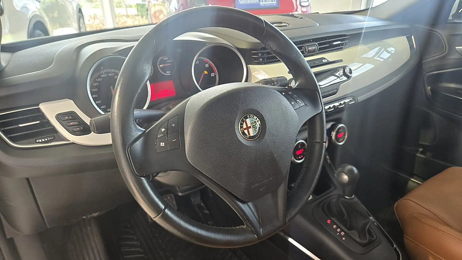Alfa Romeo Giulietta 2,0 JTD Multijet II Distinctive TCT --TOLLE EDI... Weiß - 2