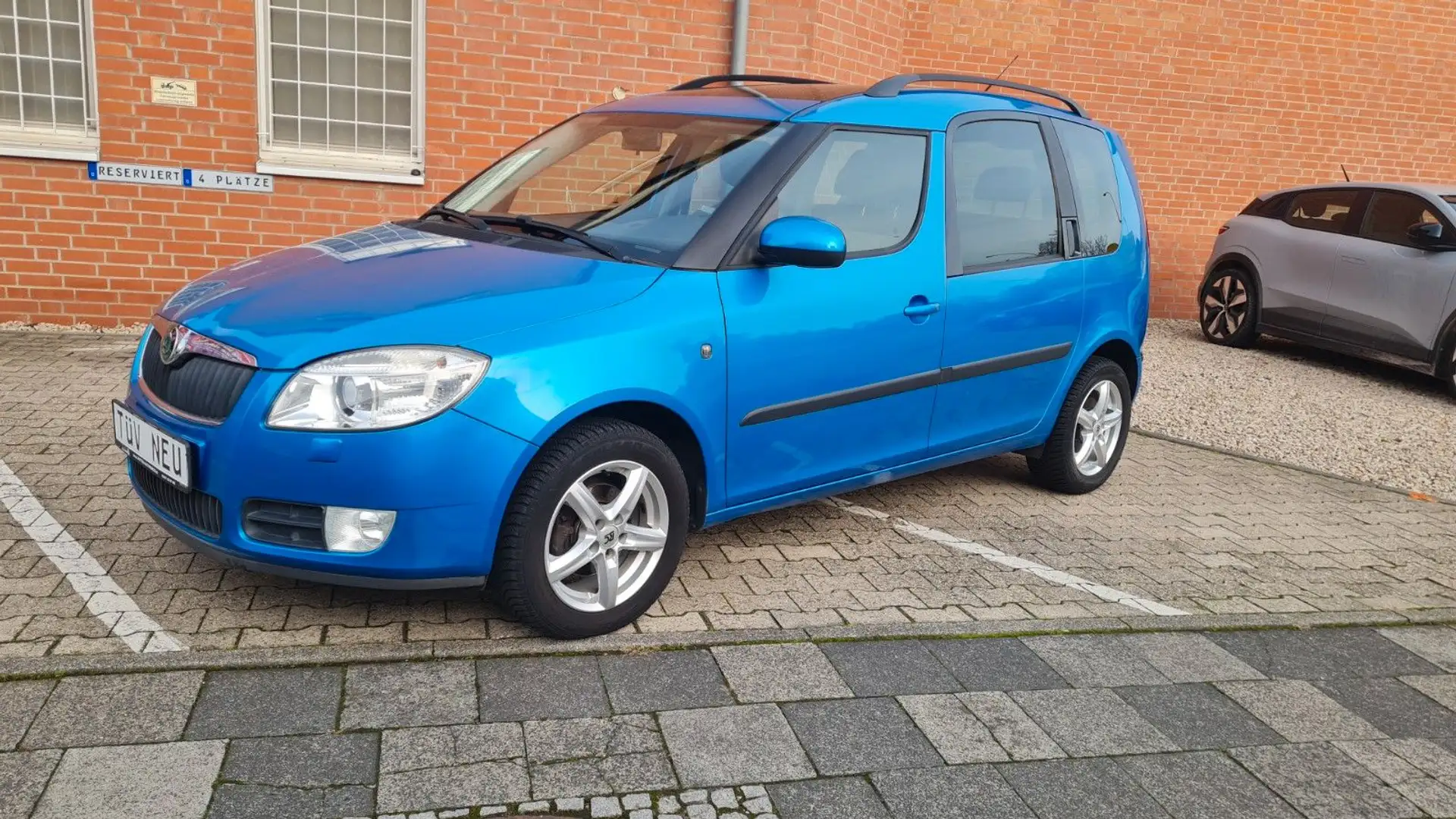 Skoda Roomster 1.2 Style Plus Edition, Tüv Neu Blau - 1