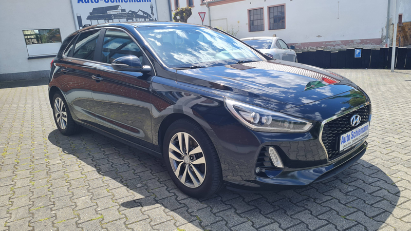Hyundai i30 i30 1.0 T-GDI Premium Launch Edition — photo 3