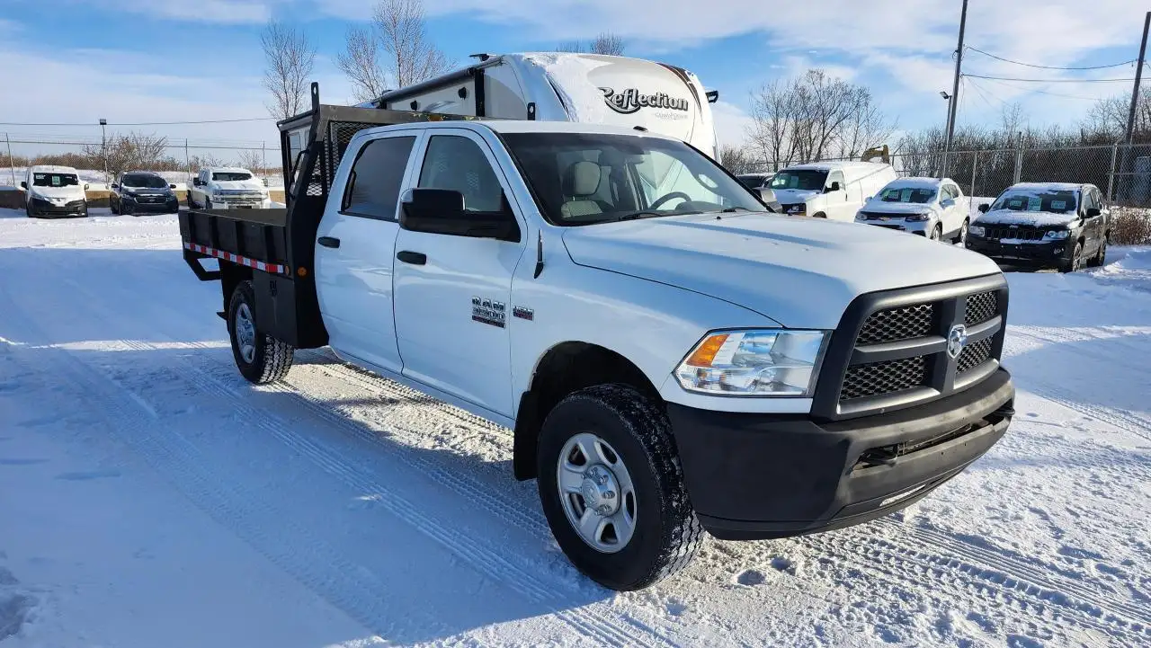 RAM 3500 снимка RAM 3500