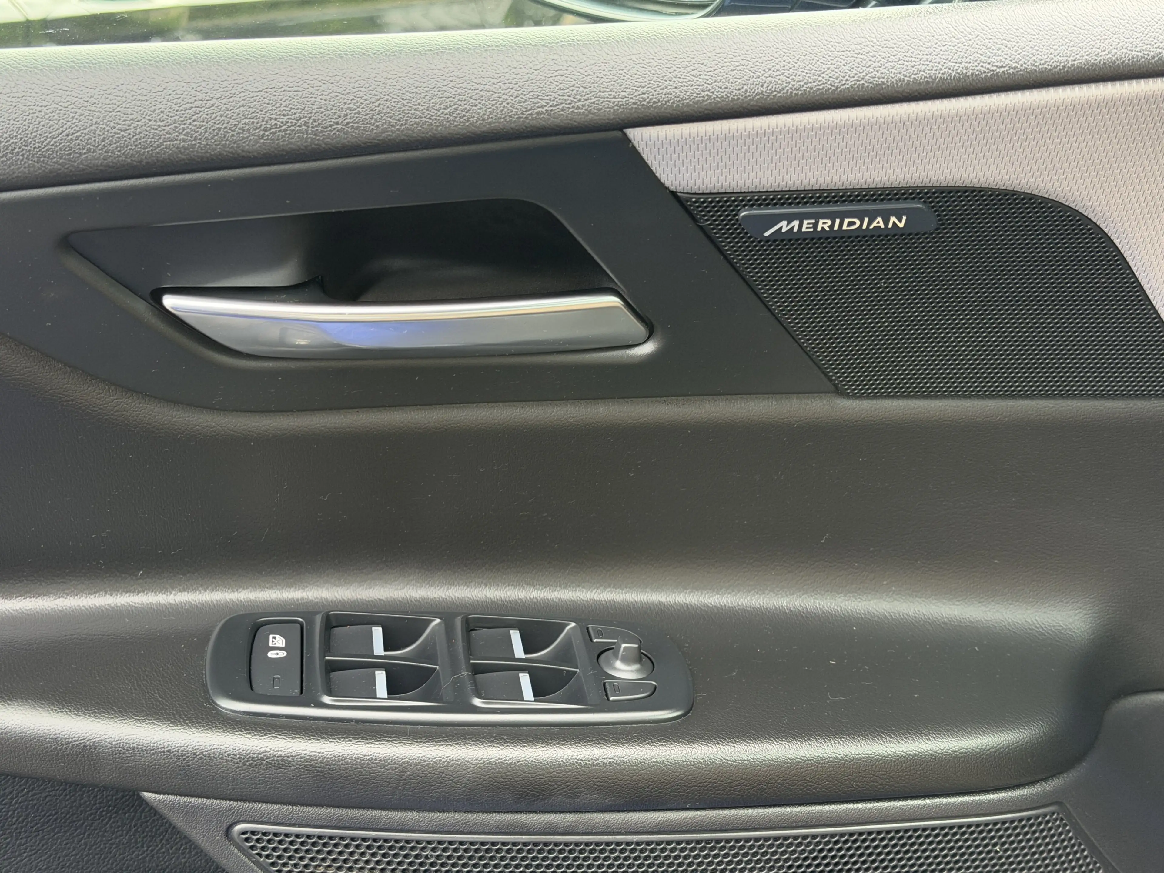 Jaguar XE R-Sport | Bi Xenon | DAB | SPURH.ASSIST. — photo 17