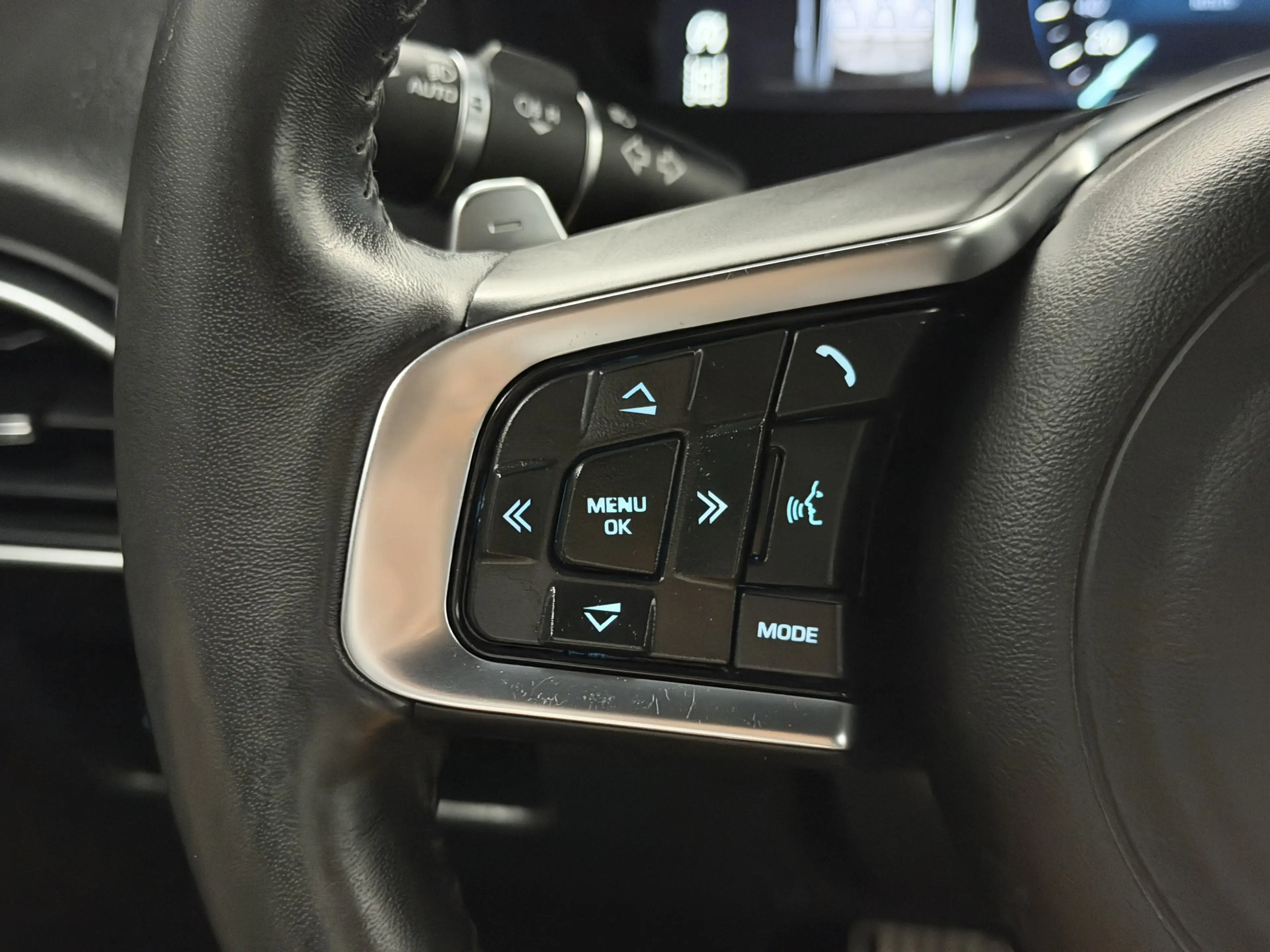 Jaguar XE R-Sport | Bi Xenon | DAB | SPURH.ASSIST. — photo 14