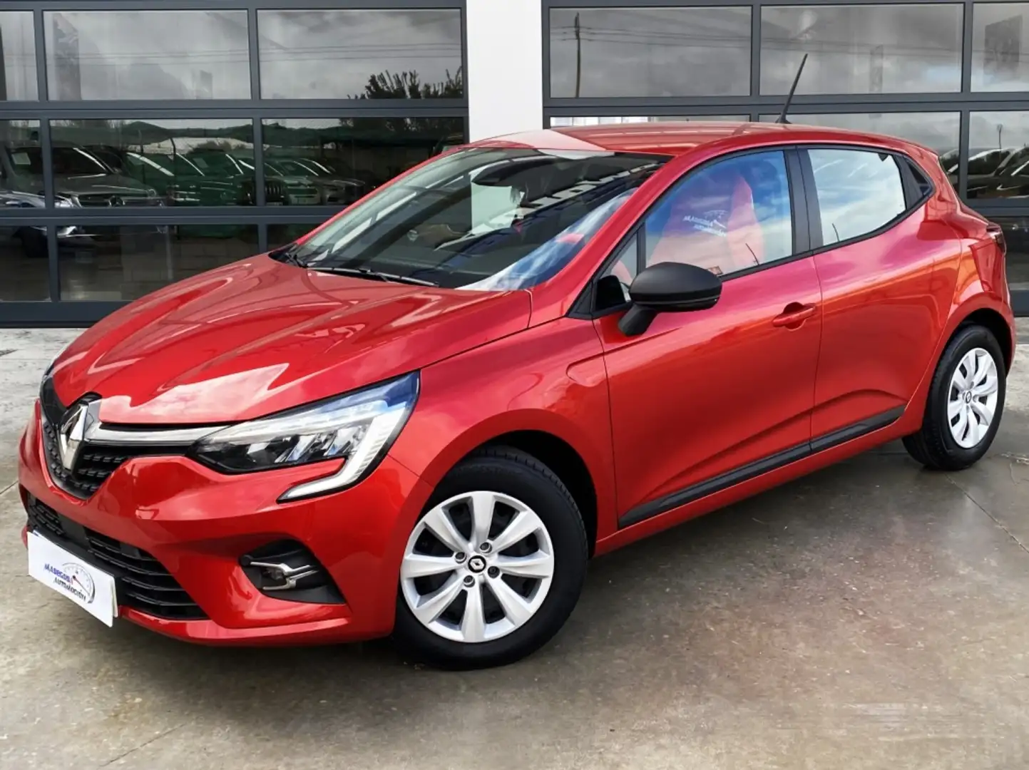 Renault Clio TCe Business 67kW Rouge - 2