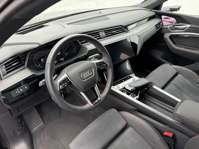 Audi Q8 e-tron 55 quattro S line-Black.Edition 106kWh Ansicht 14