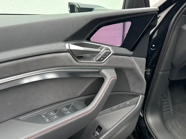 Audi Q8 e-tron 55 quattro S line-Black.Edition 106kWh Ansicht 16