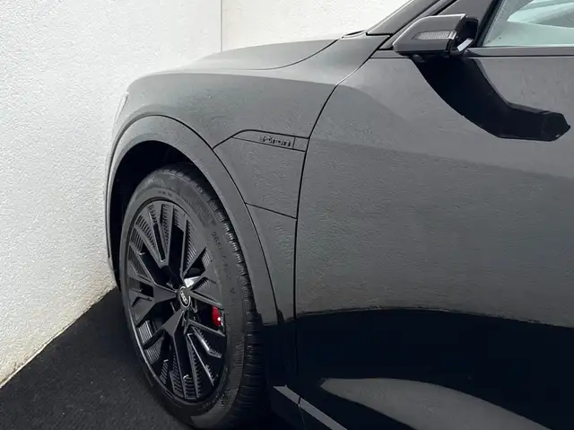 Audi Q8 e-tron 55 quattro S line-Black.Edition 106kWh Ansicht 13