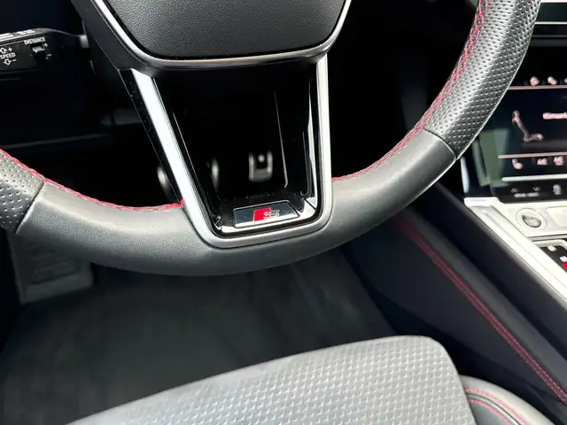 Audi Q8 e-tron 55 quattro S line-Black.Edition 106kWh Ansicht 34