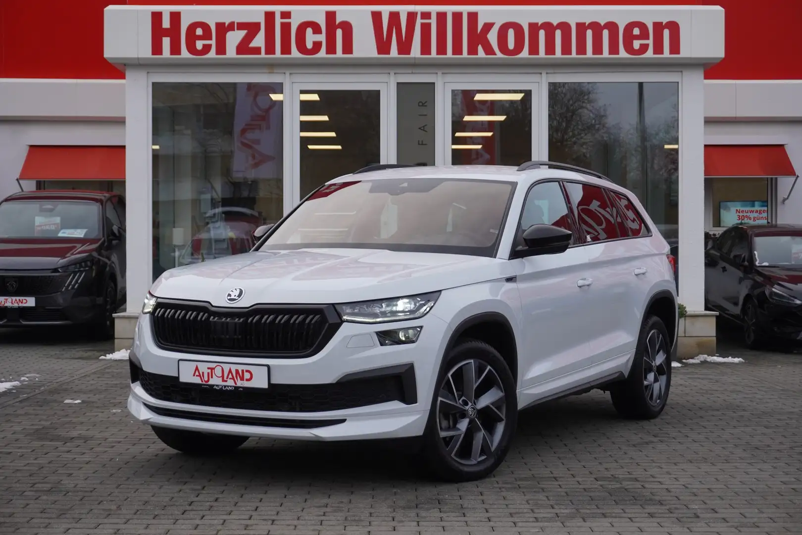 Skoda Kodiaq 2.0 TDI Sportline 4x4 DSG Kamera Navi AHK Blanc - 2