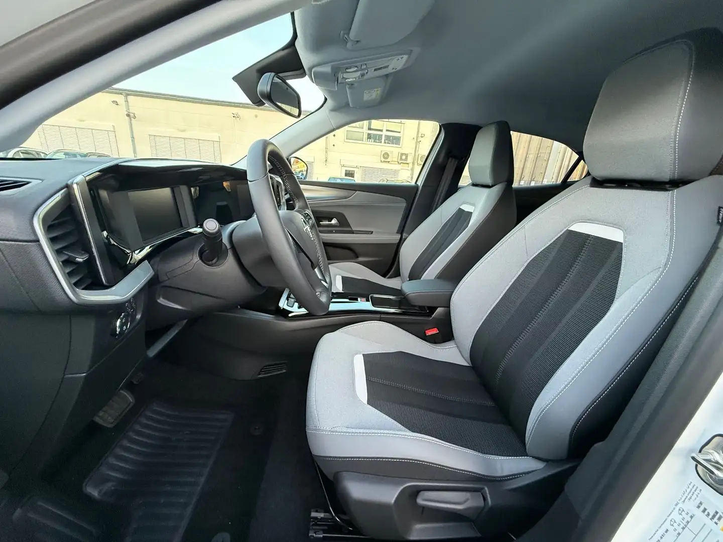 Opel Mokka-E Elegance Blanc - 2