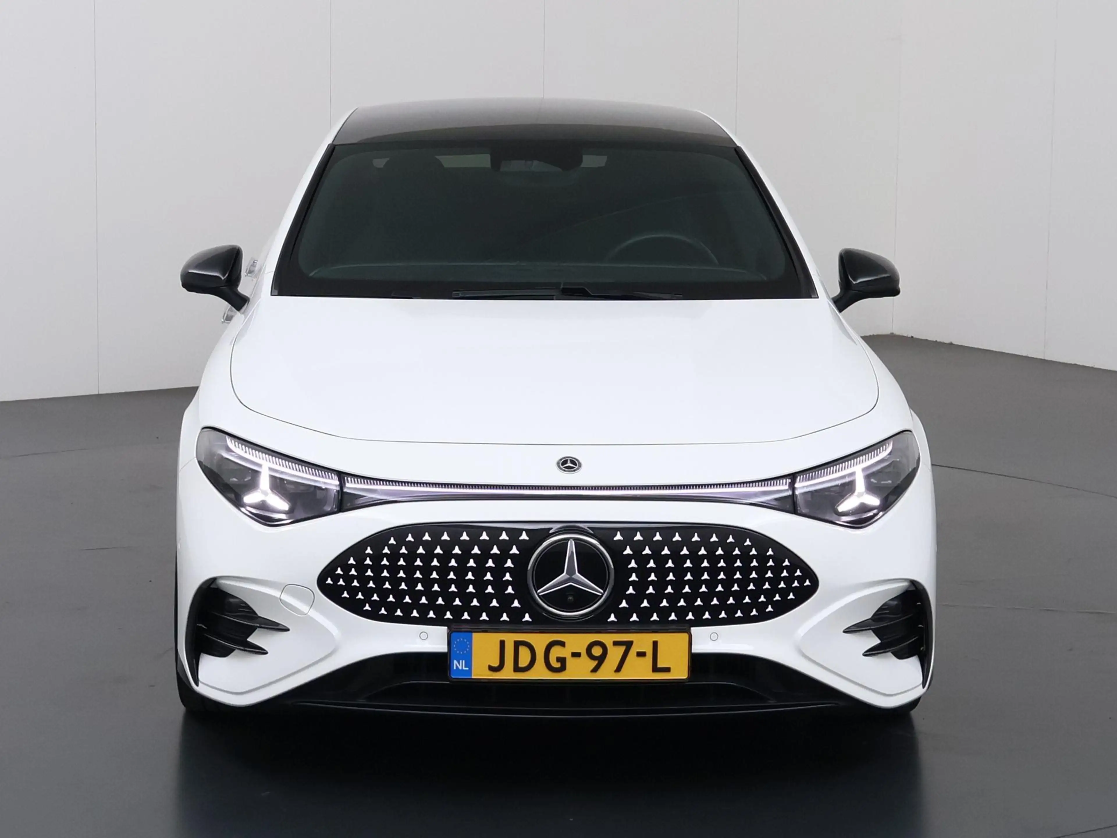 Mercedes-Benz CLA 250 250+ Launch Edition 85.5 kWh | Night | Panoramadak — photo 3