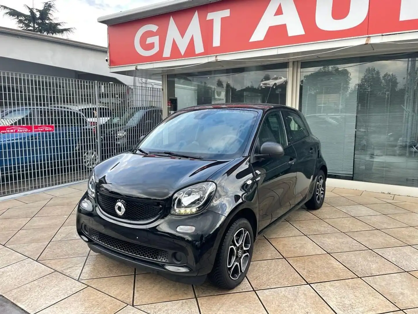 smart forFour 1.0 71CV PASSION NEOPATENTATI CERCHI 15" GARANZIA Nero - 1