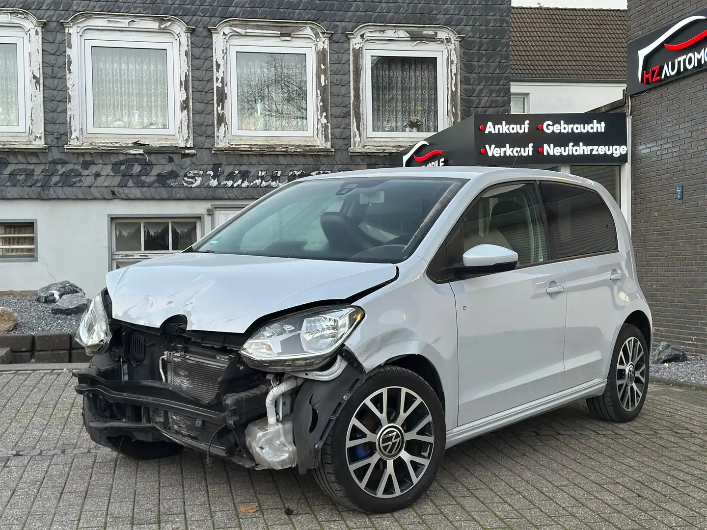 Volkswagen up! e-up! *AUTOMATIK*TEMP*SHZ*KLIMA*TÜV Weiß - 2