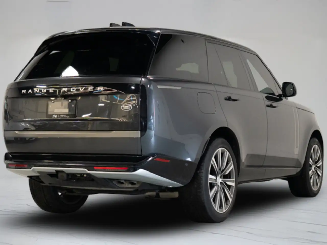 Land Rover Range Rover photo Land Rover Range Rover