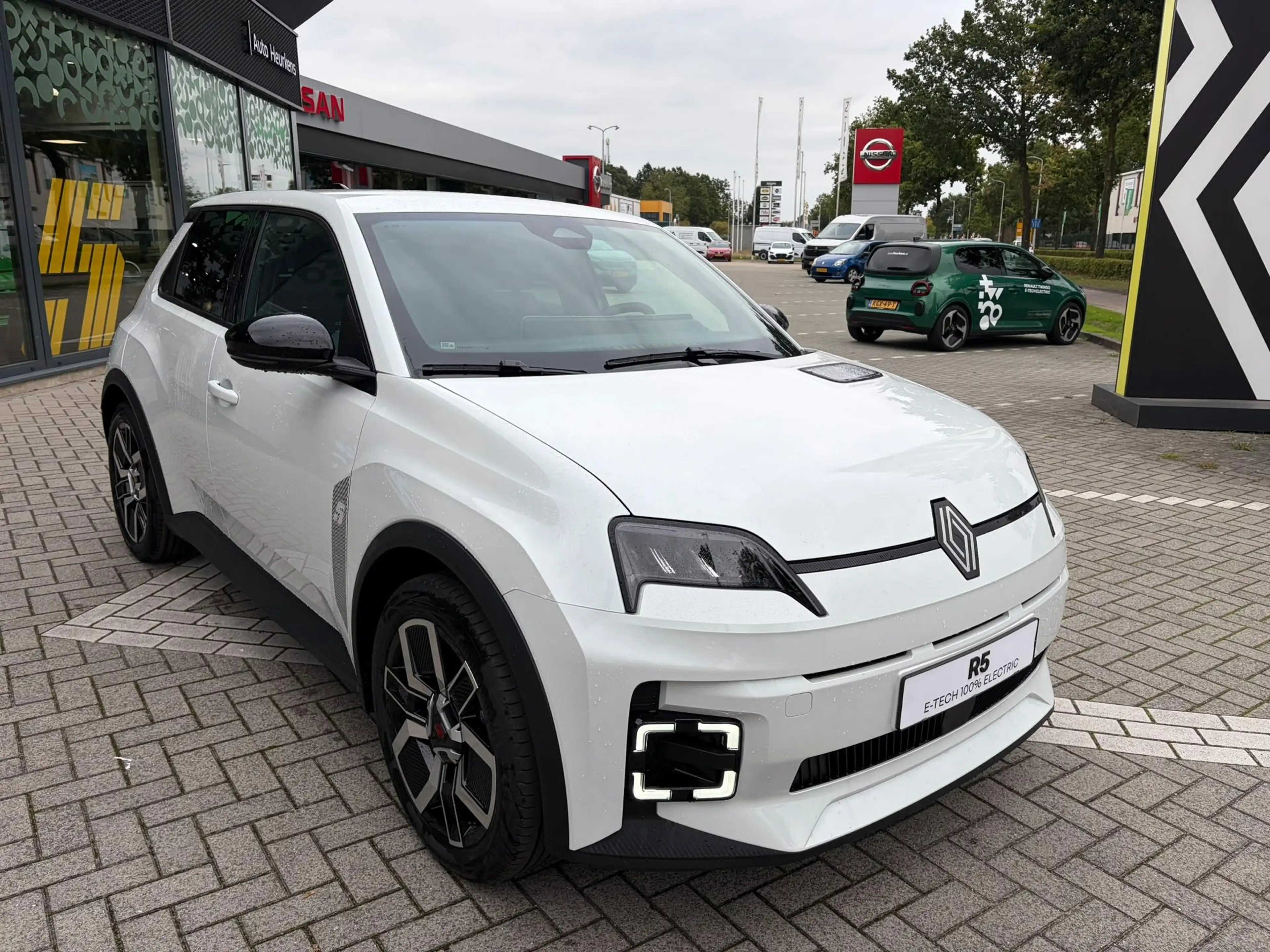 Renault R 5 comfort range techno 52 kWh | € 2.000 voorraadvoor — photo 3