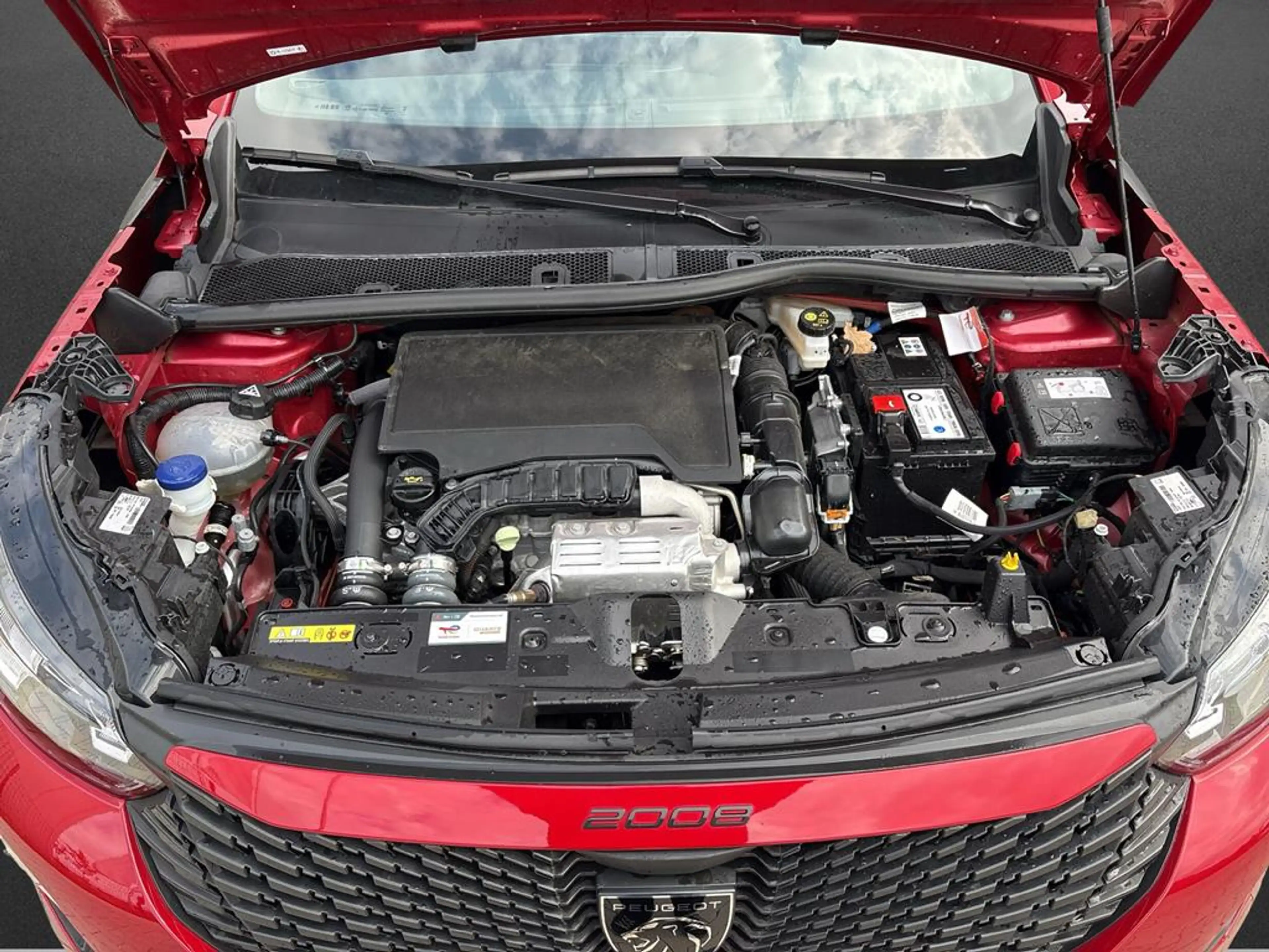 Peugeot 2008 1.2 PureTech 100 Active — photo 5