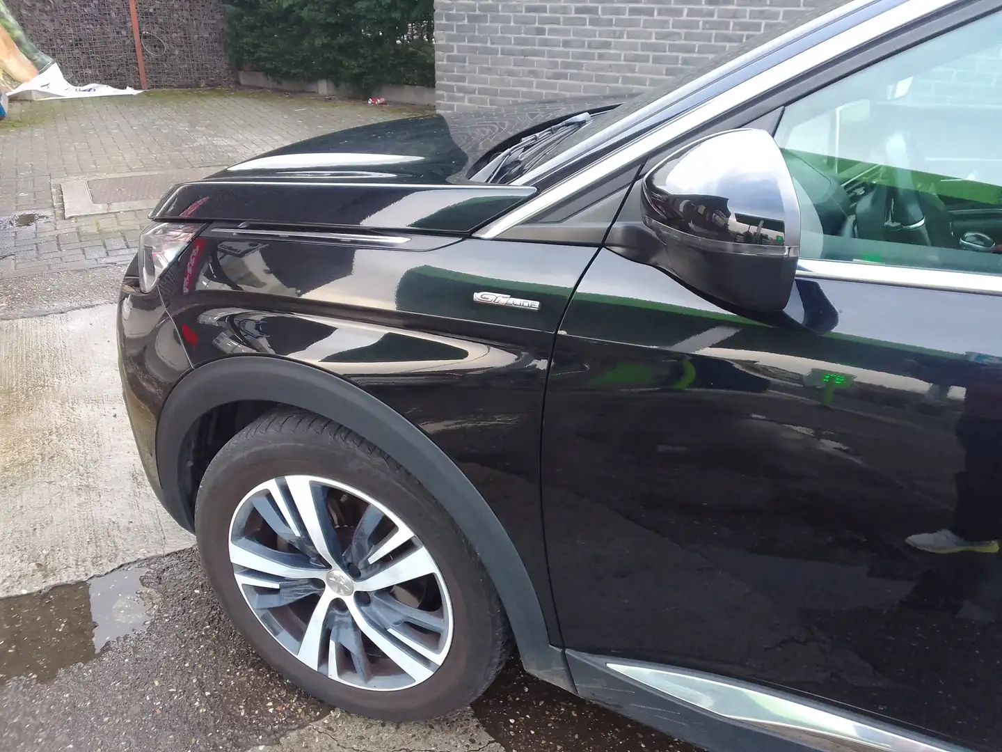 Peugeot 3008 1.2 PureTech GT Line Zwart - 1